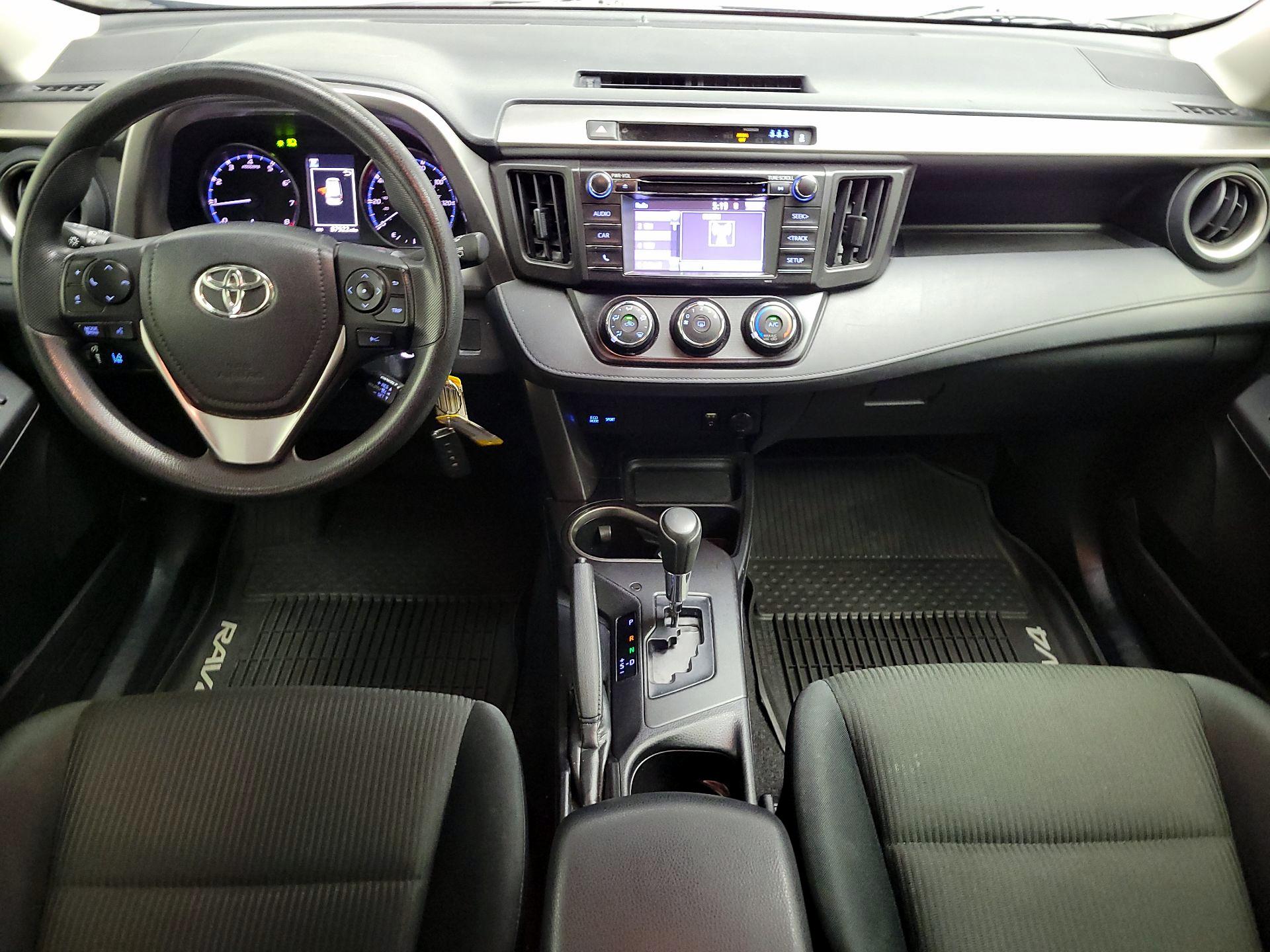 Thumbnail: 2018 Toyota RAV4 - 9