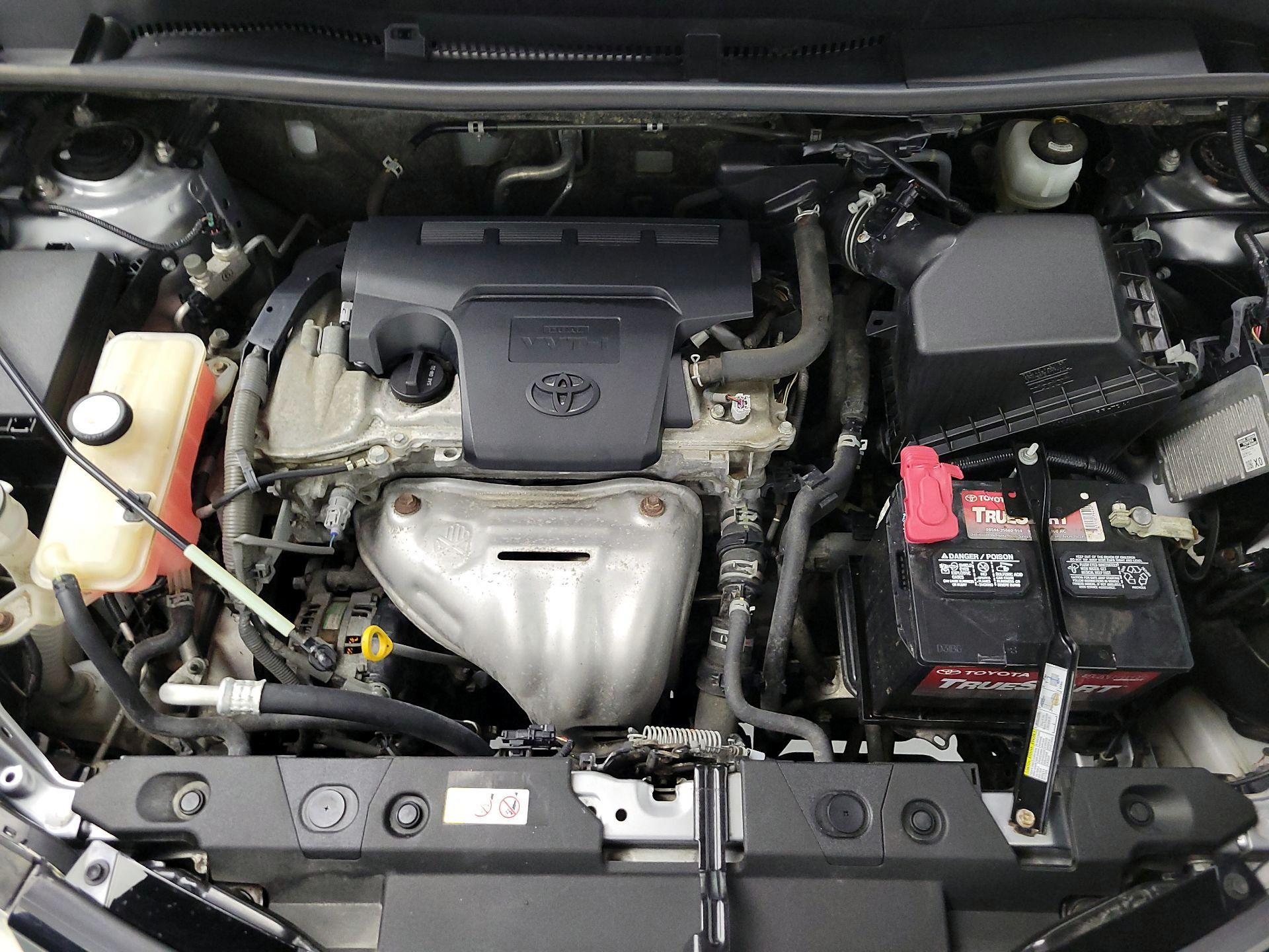 Thumbnail: 2018 Toyota RAV4 - 17