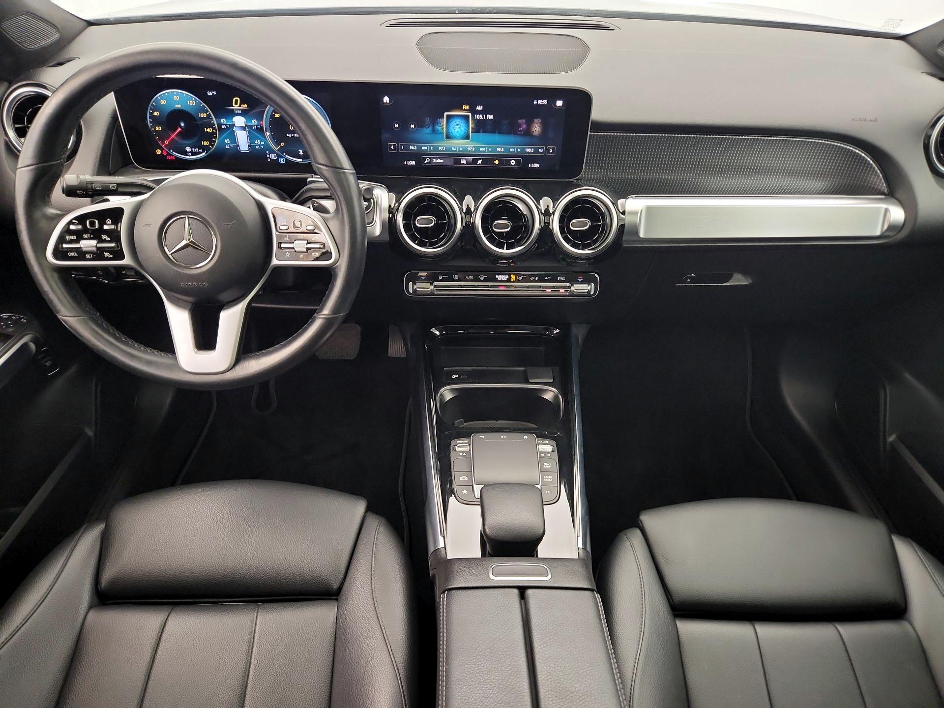 Thumbnail: 2021 Mercedes-Benz GLB - 9