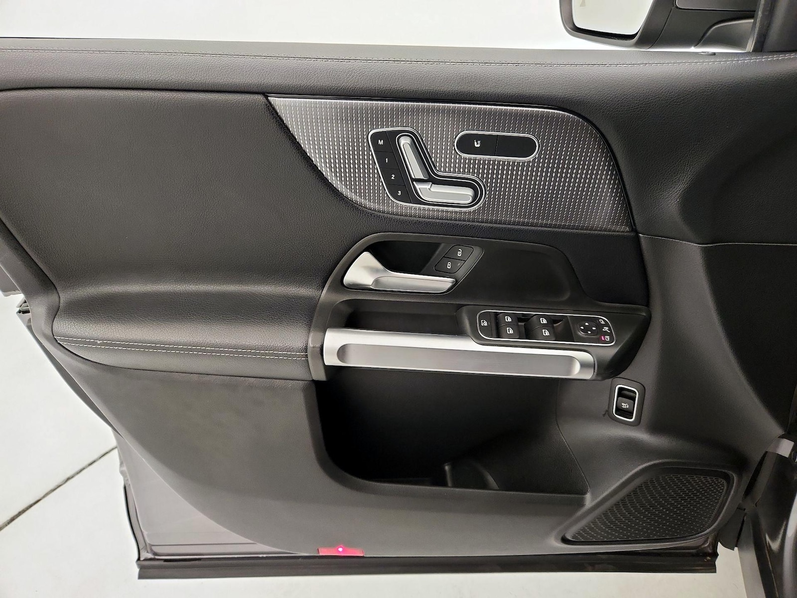2021 Mercedes-Benz GLB Base - Photo 13