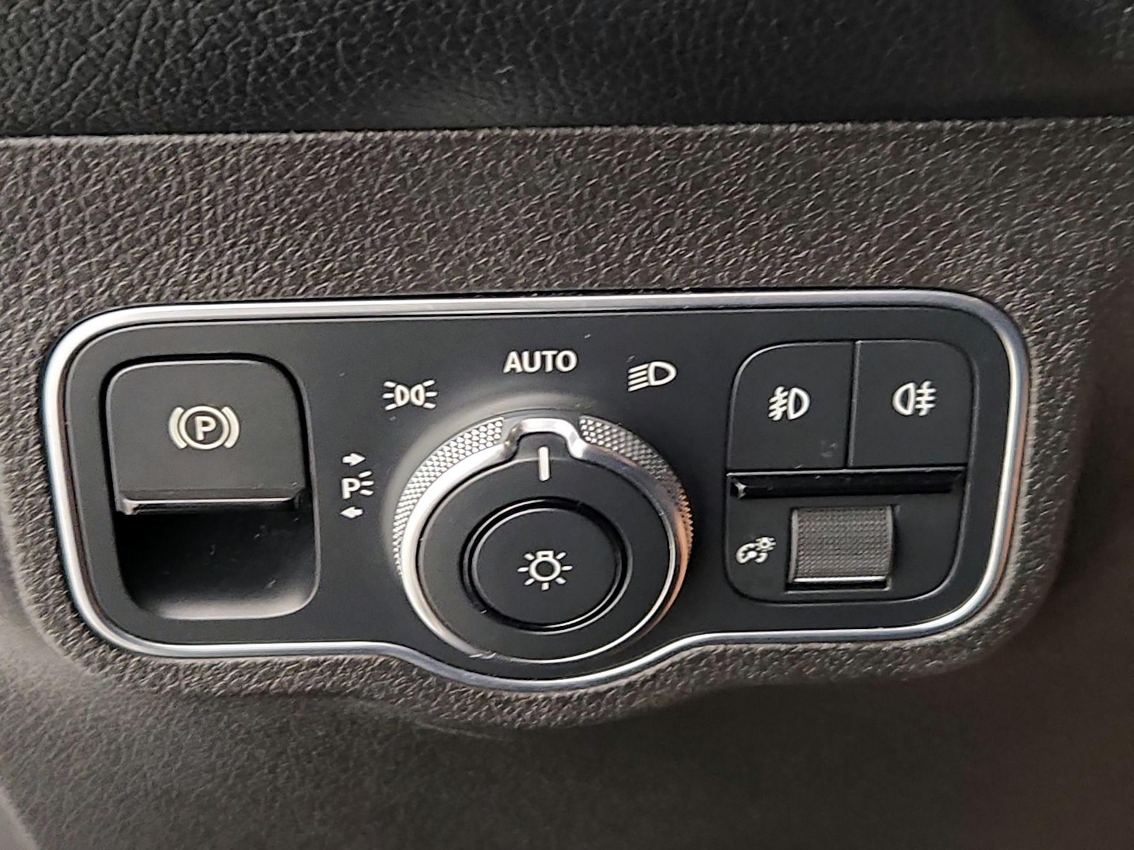 2021 Mercedes-Benz GLB Base - Photo 14