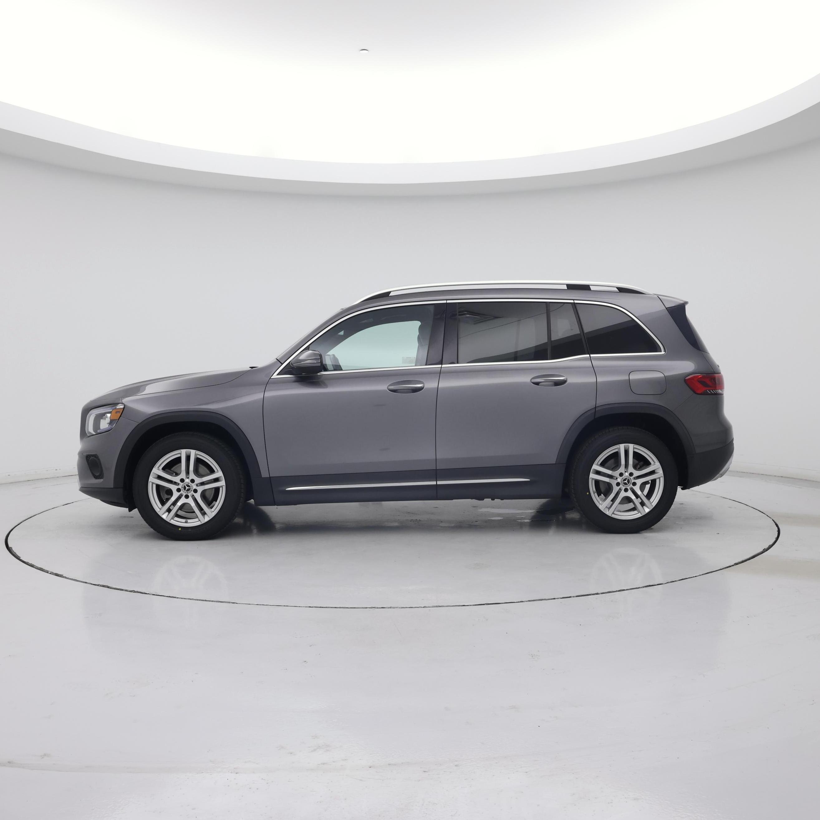 Thumbnail: 2021 Mercedes-Benz GLB - 3