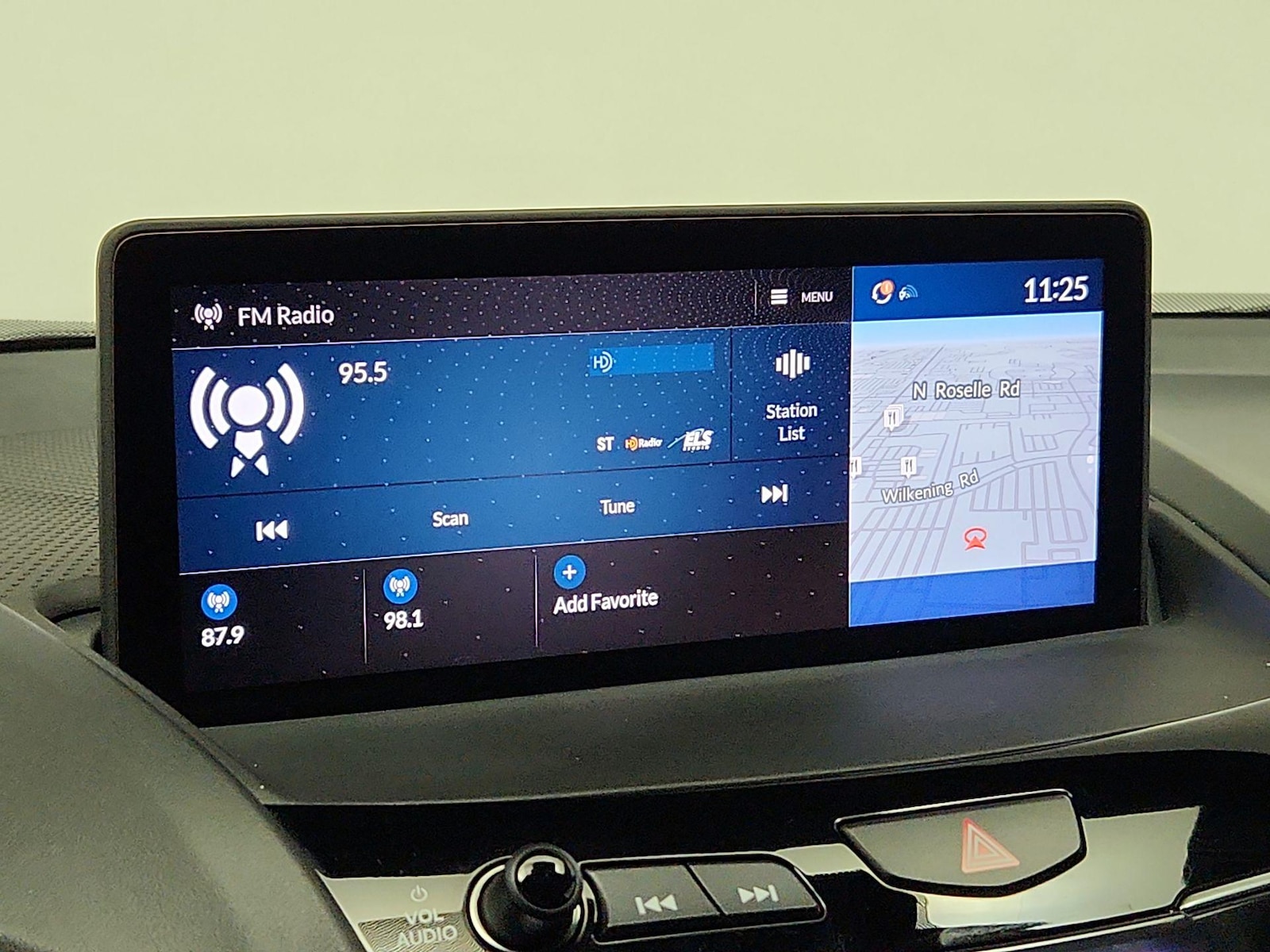 2024 Acura RDX A-Spec Package - Photo 17
