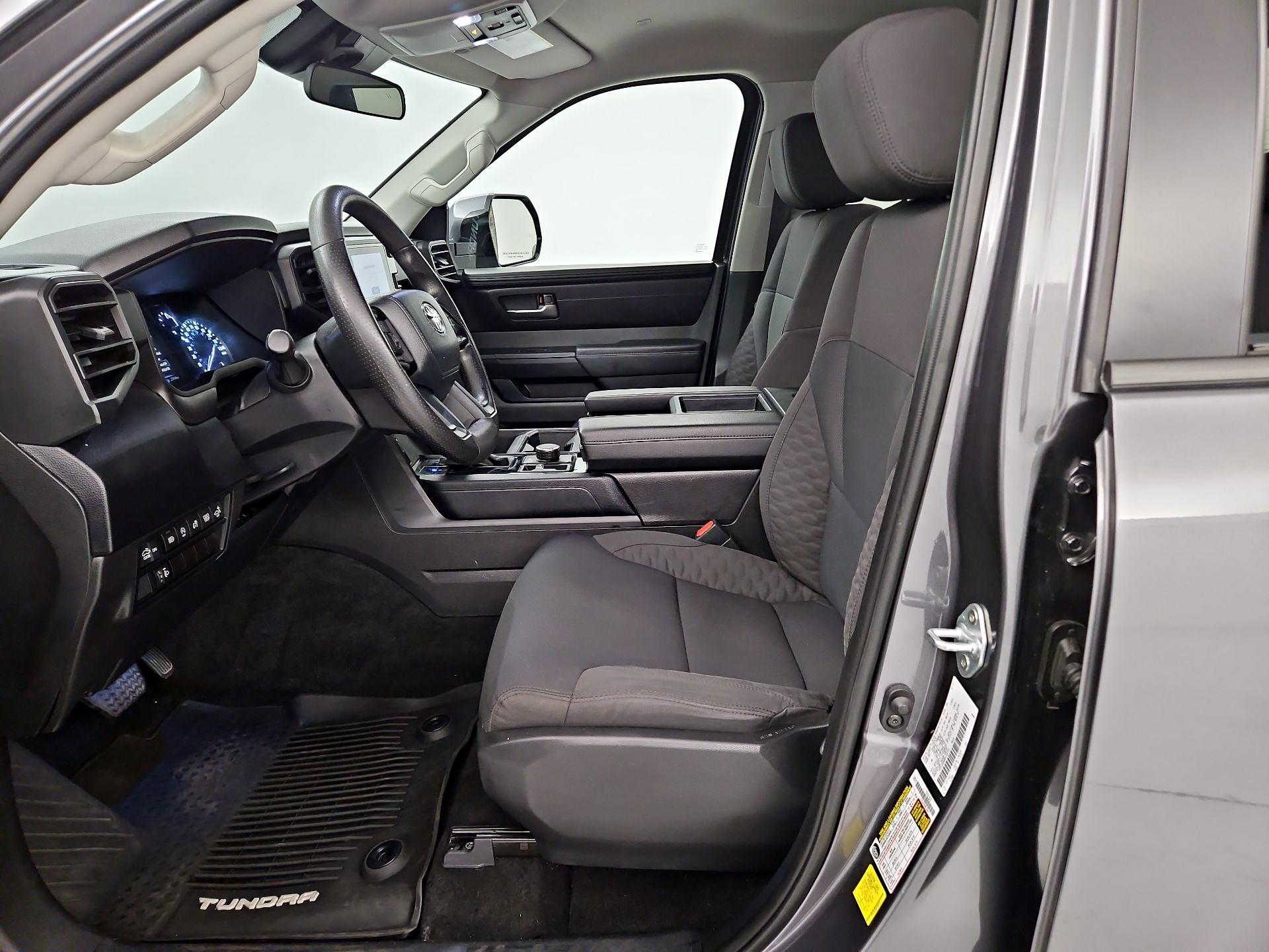 Thumbnail: 2024 Toyota Tundra - 9