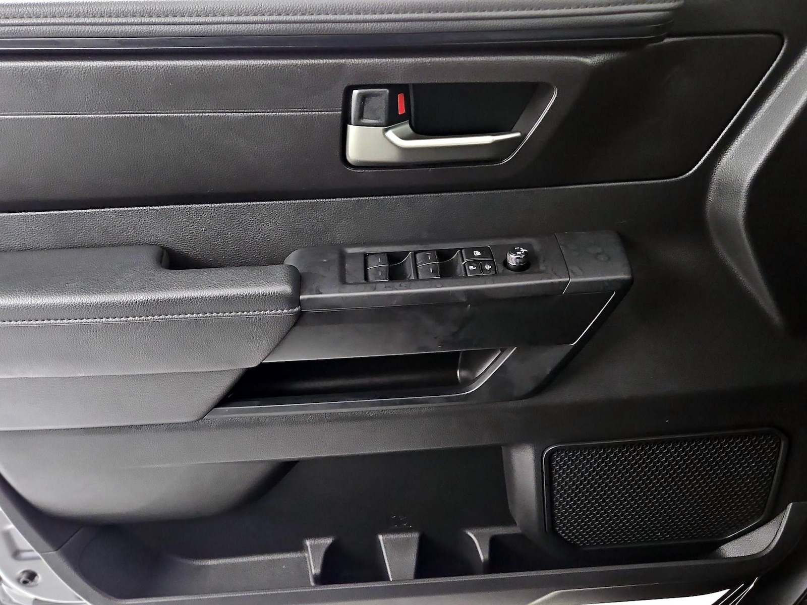 2024 Toyota Tundra SR5 - Photo 11