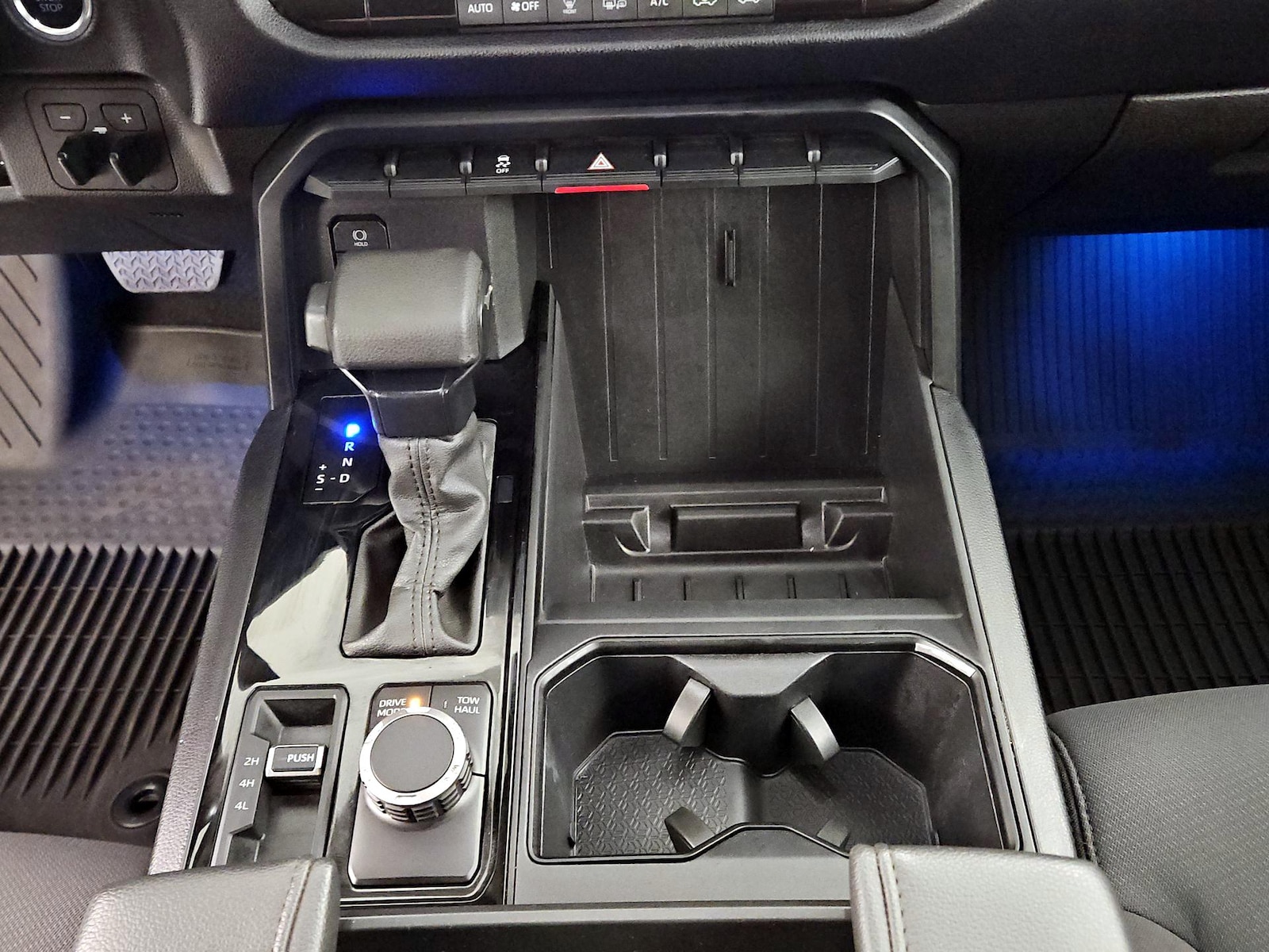 2024 Toyota Tundra SR5 - Photo 16