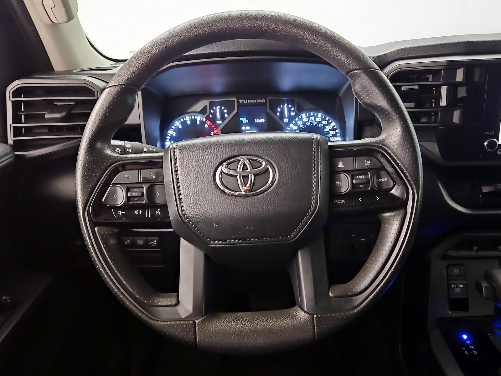 2024 Toyota Tundra SR5 - Photo 9