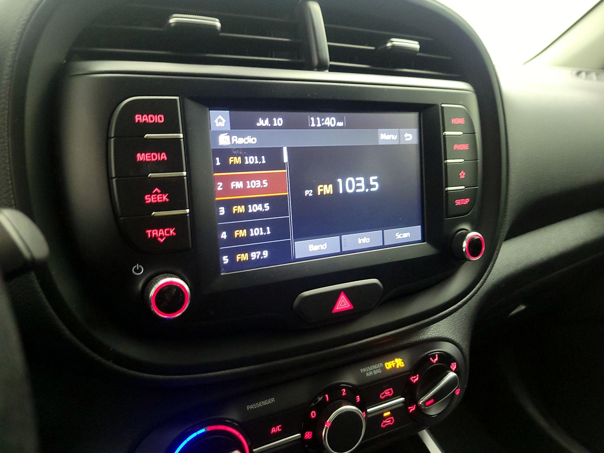 Thumbnail: 2020 Kia Soul - 13