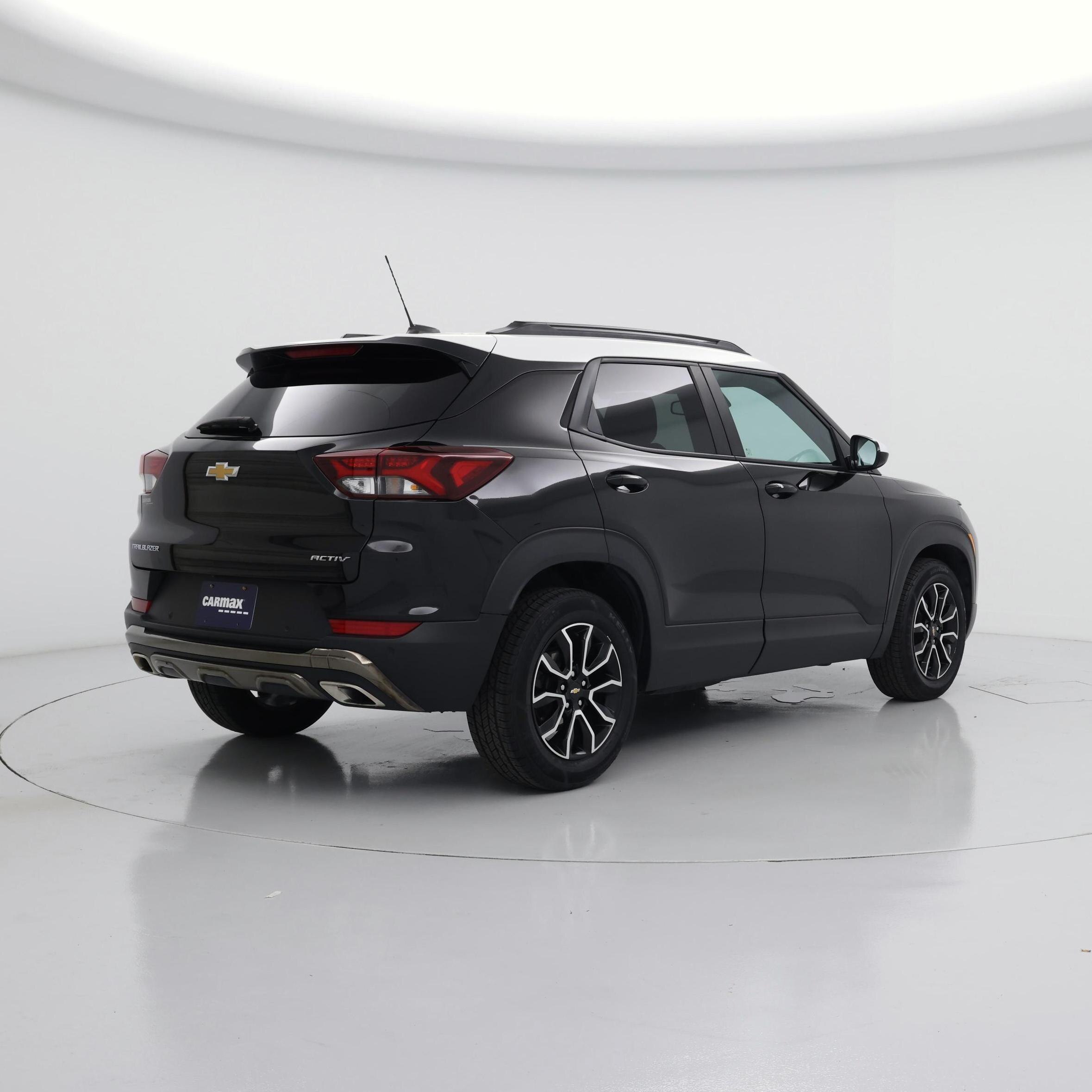 Thumbnail: 2023 Chevrolet TrailBlazer - 8