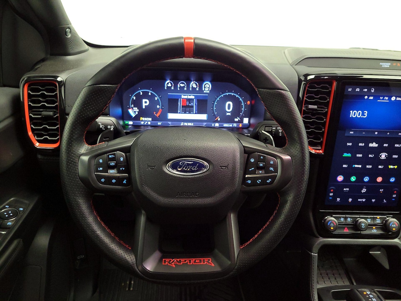 2025 Ford Ranger Raptor - Photo 11