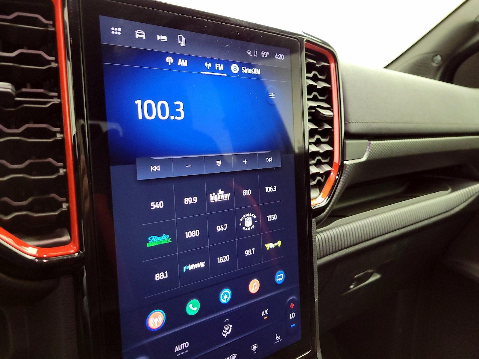 2025 Ford Ranger Raptor - Photo 14