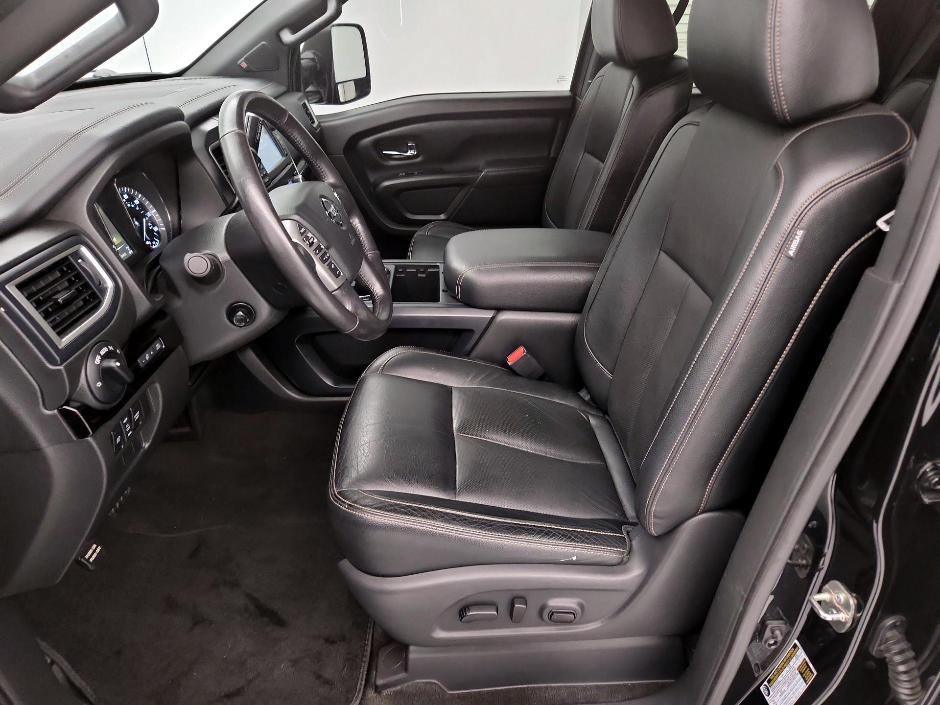 Thumbnail: 2018 Nissan Titan - 11