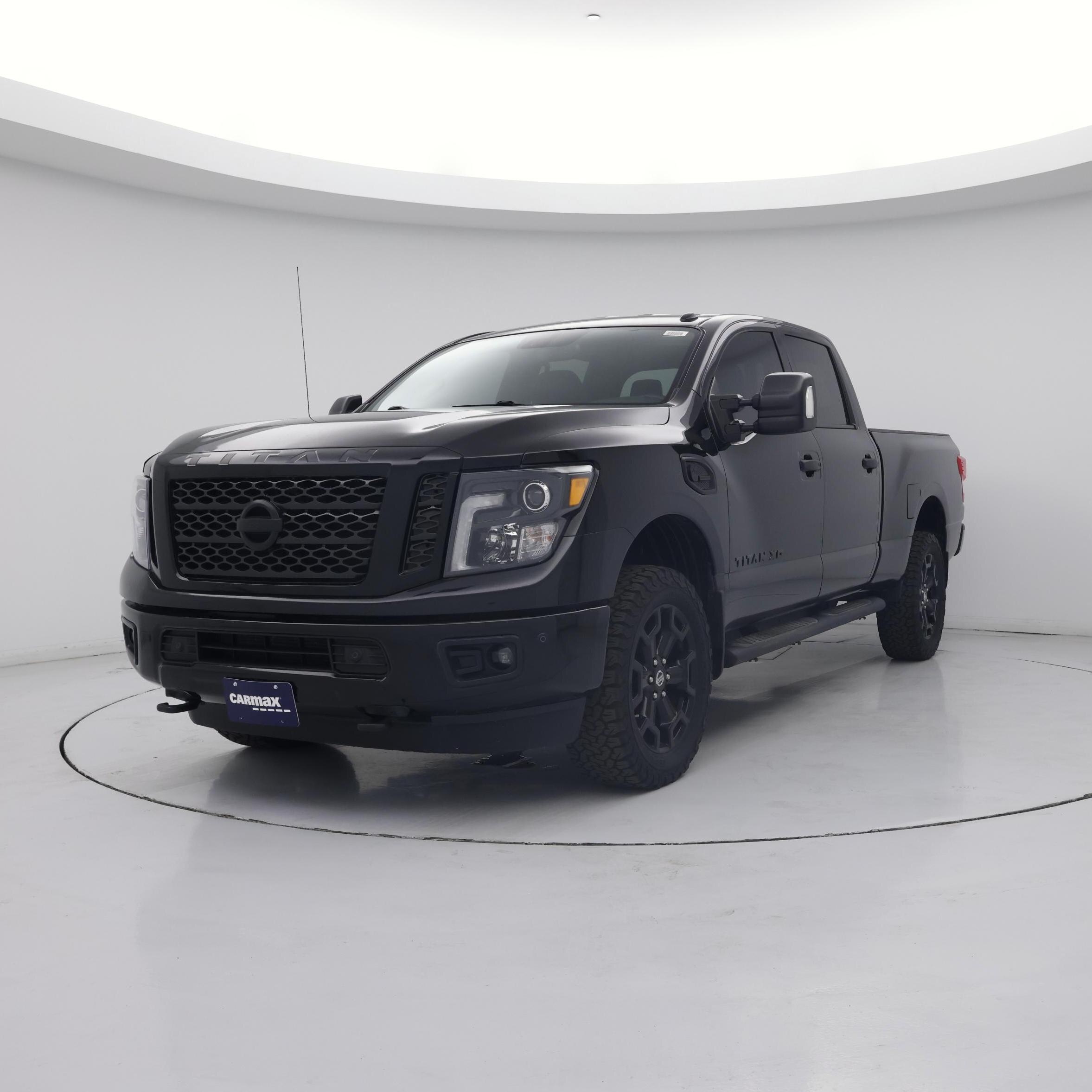 Thumbnail: 2018 Nissan Titan - 4