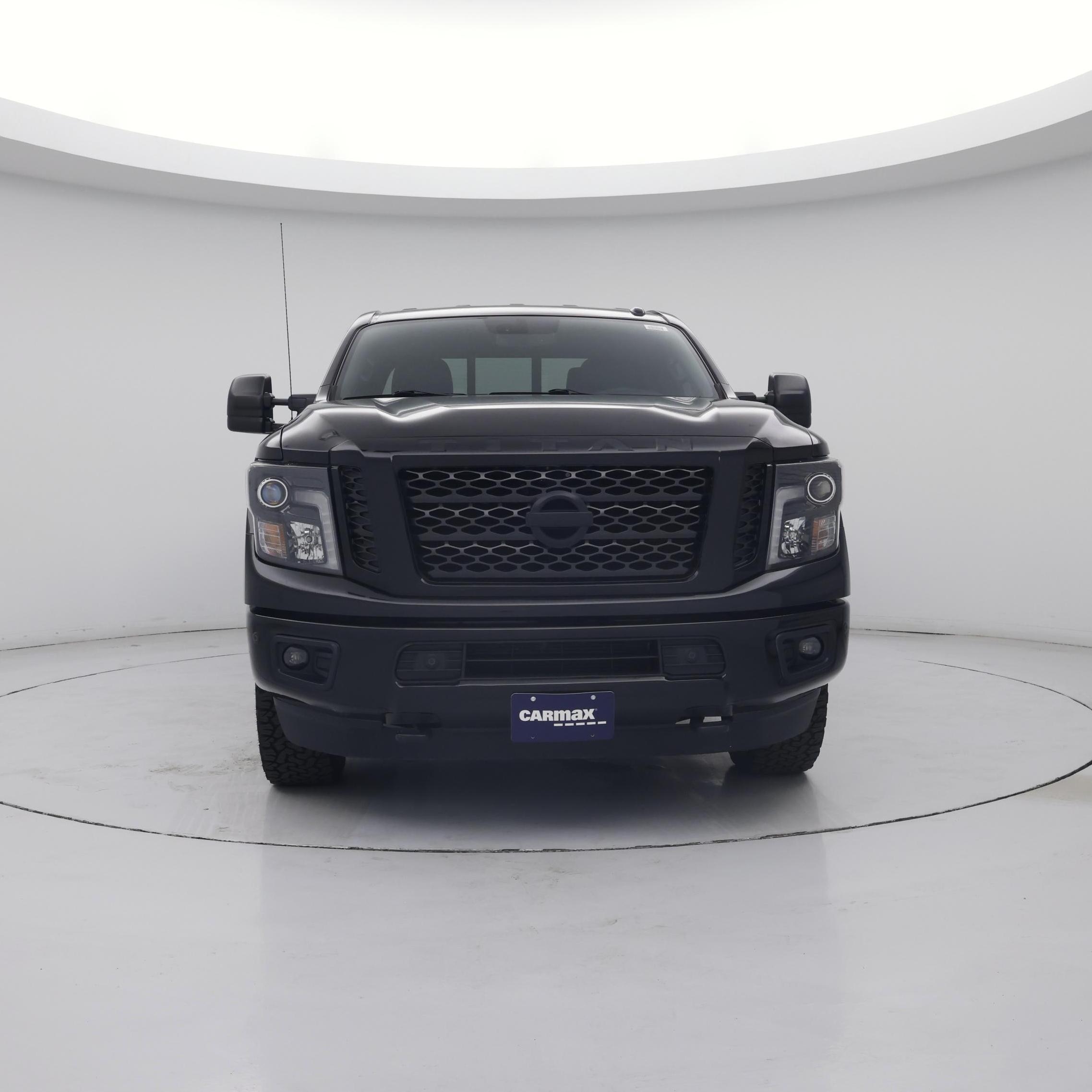 Thumbnail: 2018 Nissan Titan - 5