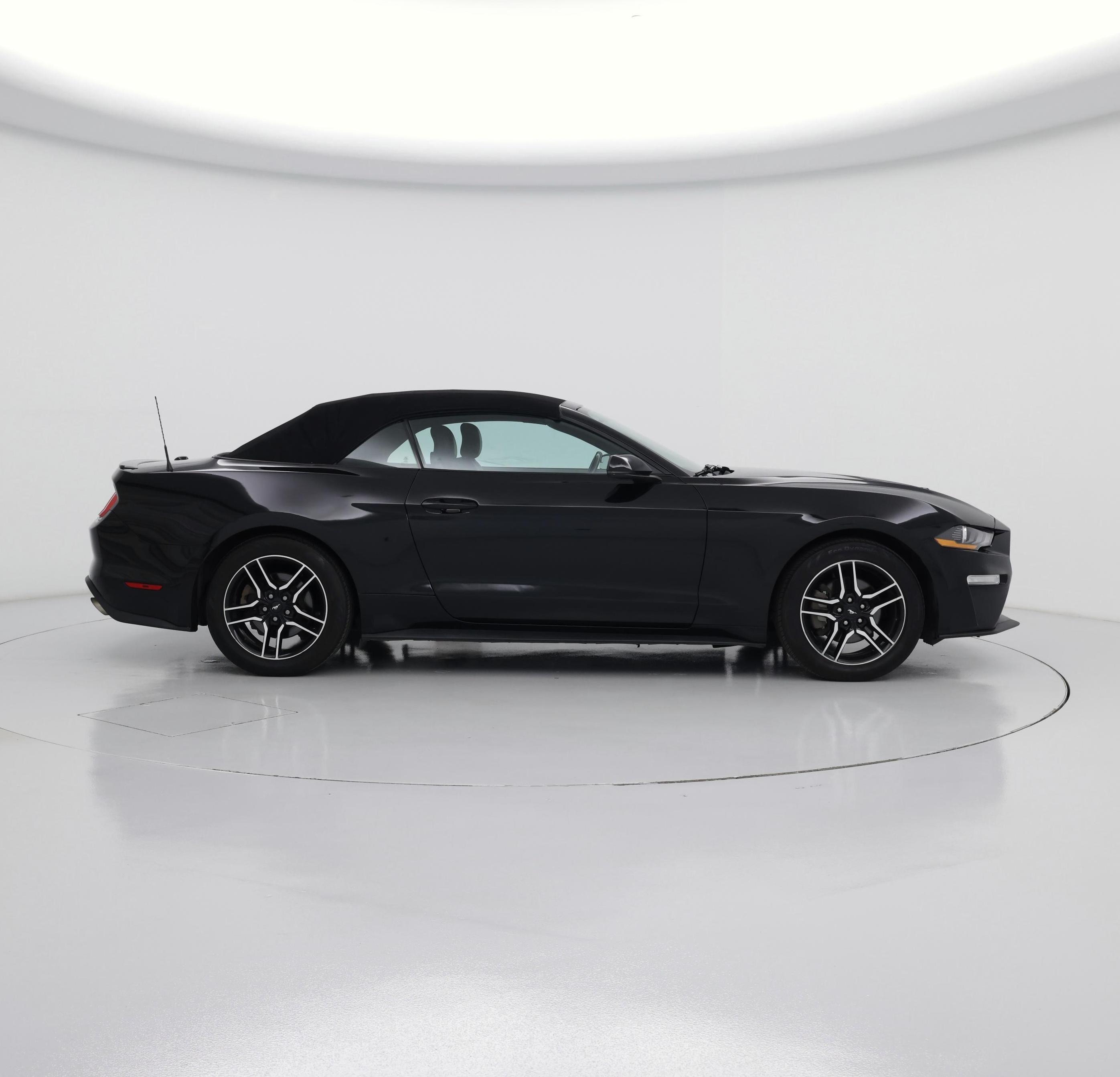 Thumbnail: 2018 Ford Mustang - 7