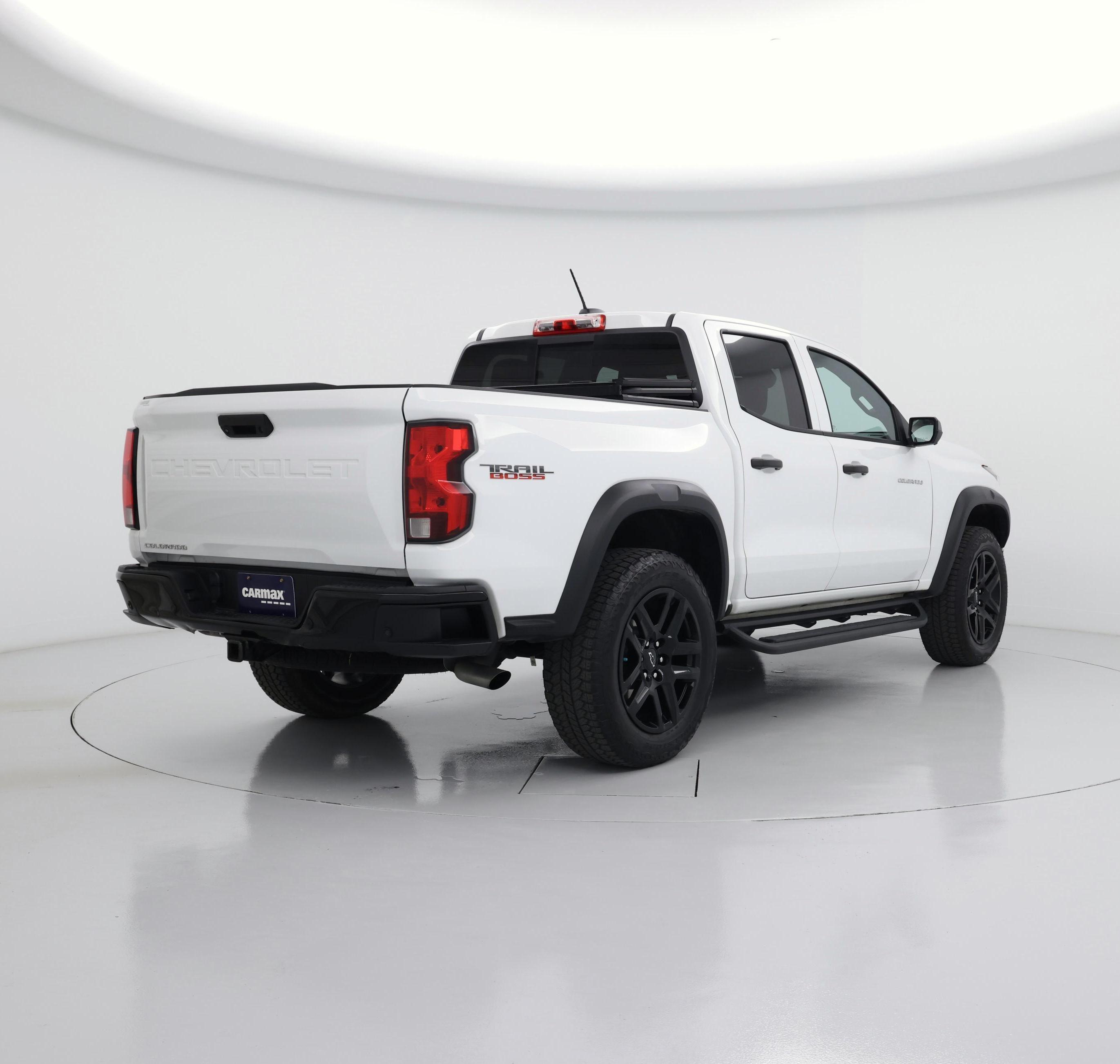 Thumbnail: 2024 Chevrolet Colorado - 8