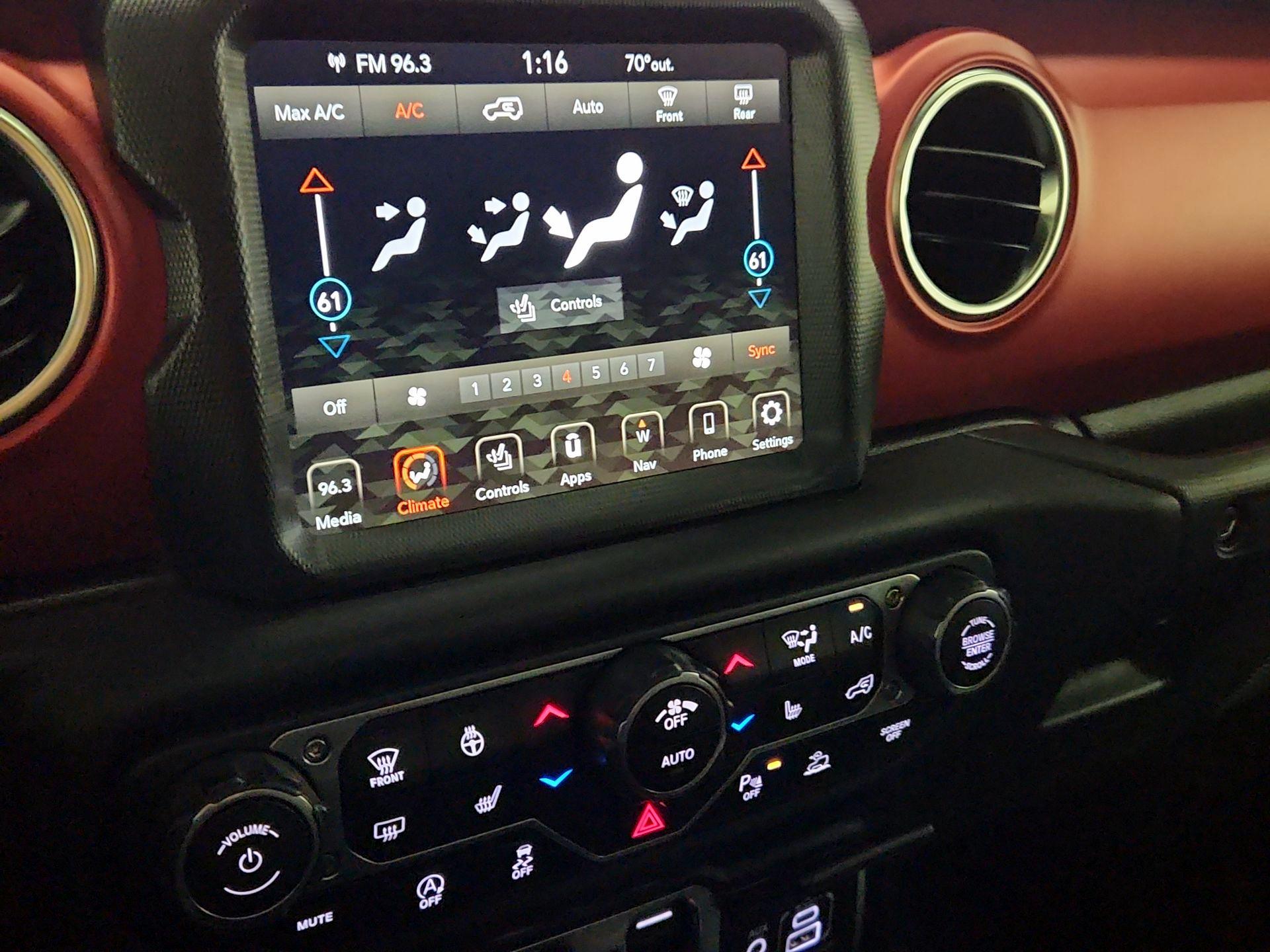Thumbnail: 2021 Jeep Wrangler - 17