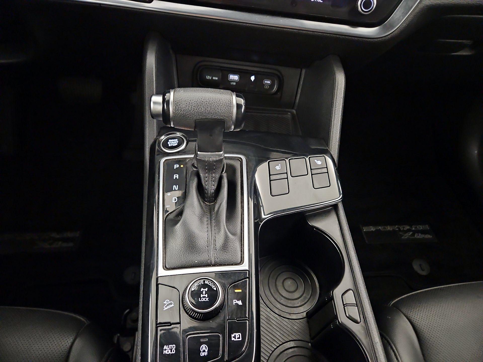 Thumbnail: 2023 Kia Sportage - 16