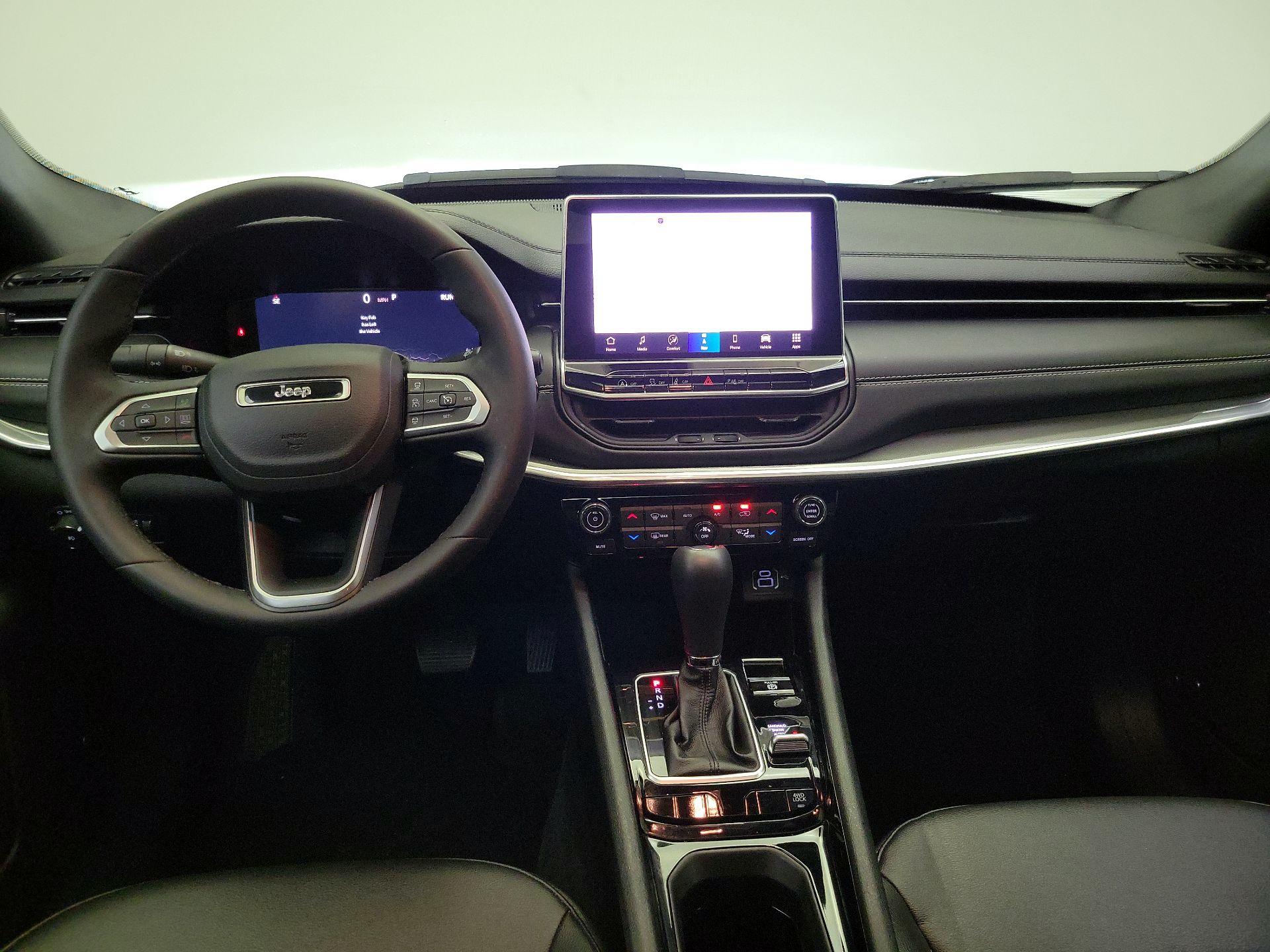 Thumbnail: 2024 Jeep Compass - 9
