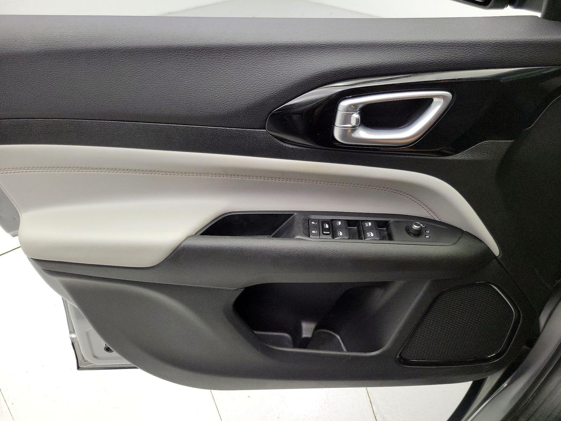 Thumbnail: 2022 Jeep Compass - 12