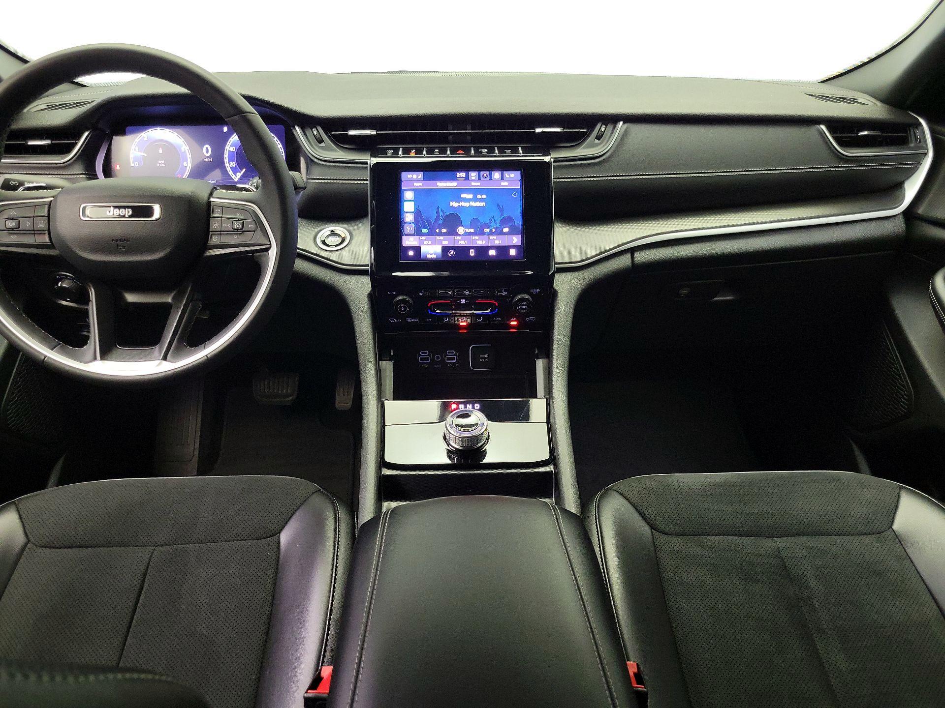 Thumbnail: 2024 Jeep Grand Cherokee - 9