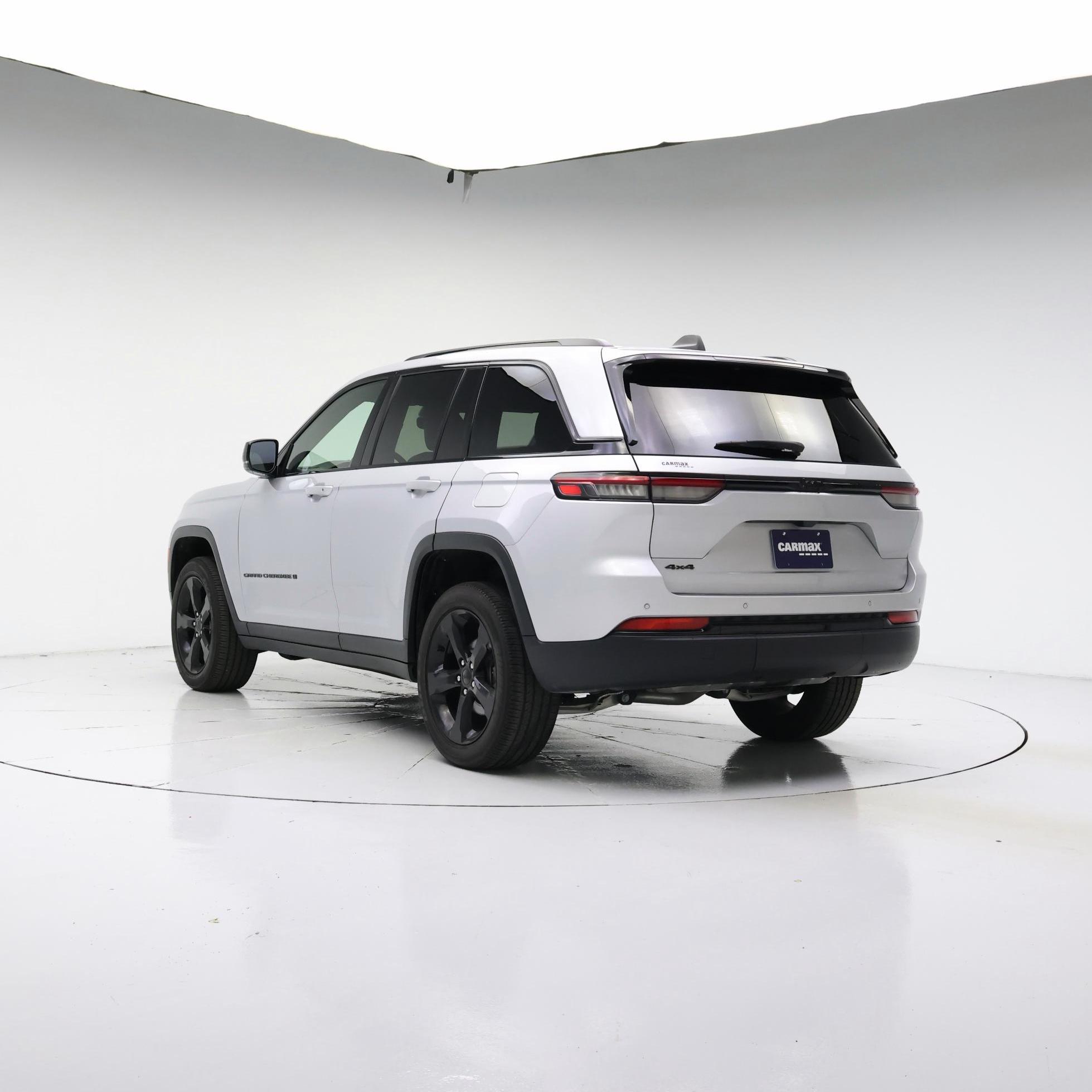 Thumbnail: 2024 Jeep Grand Cherokee - 2