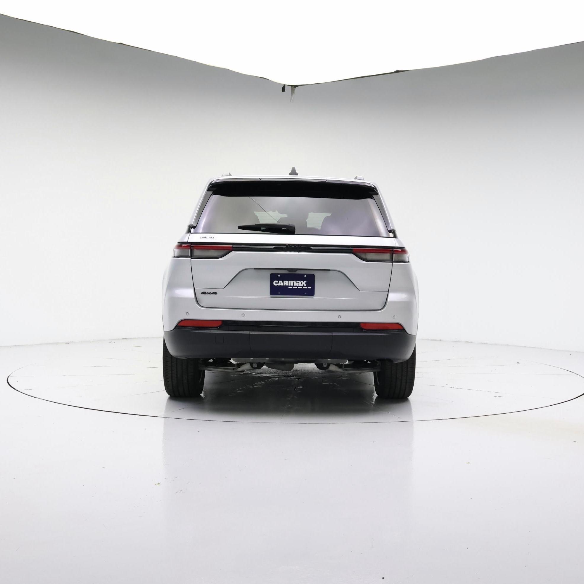 Thumbnail: 2024 Jeep Grand Cherokee - 6