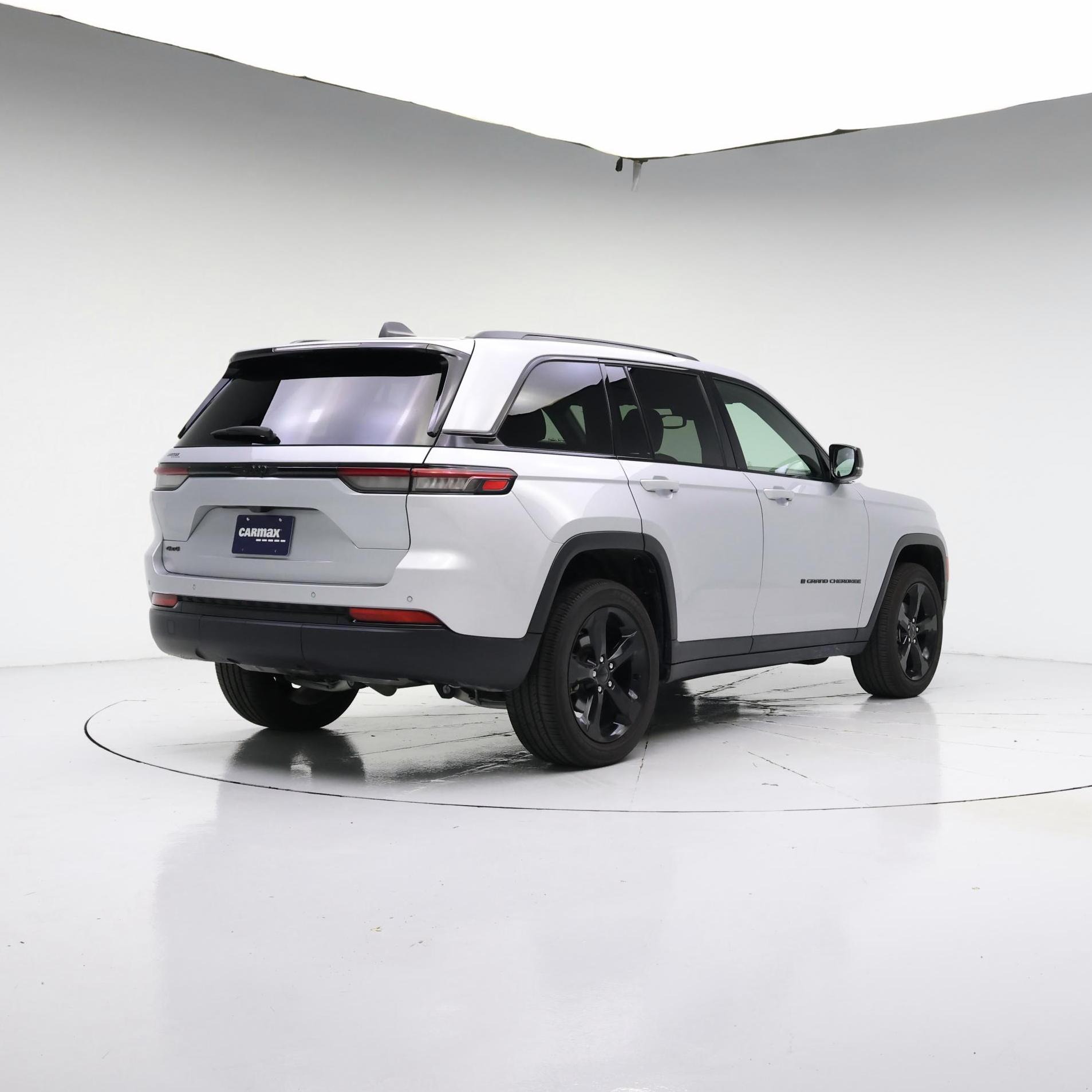 Thumbnail: 2024 Jeep Grand Cherokee - 8