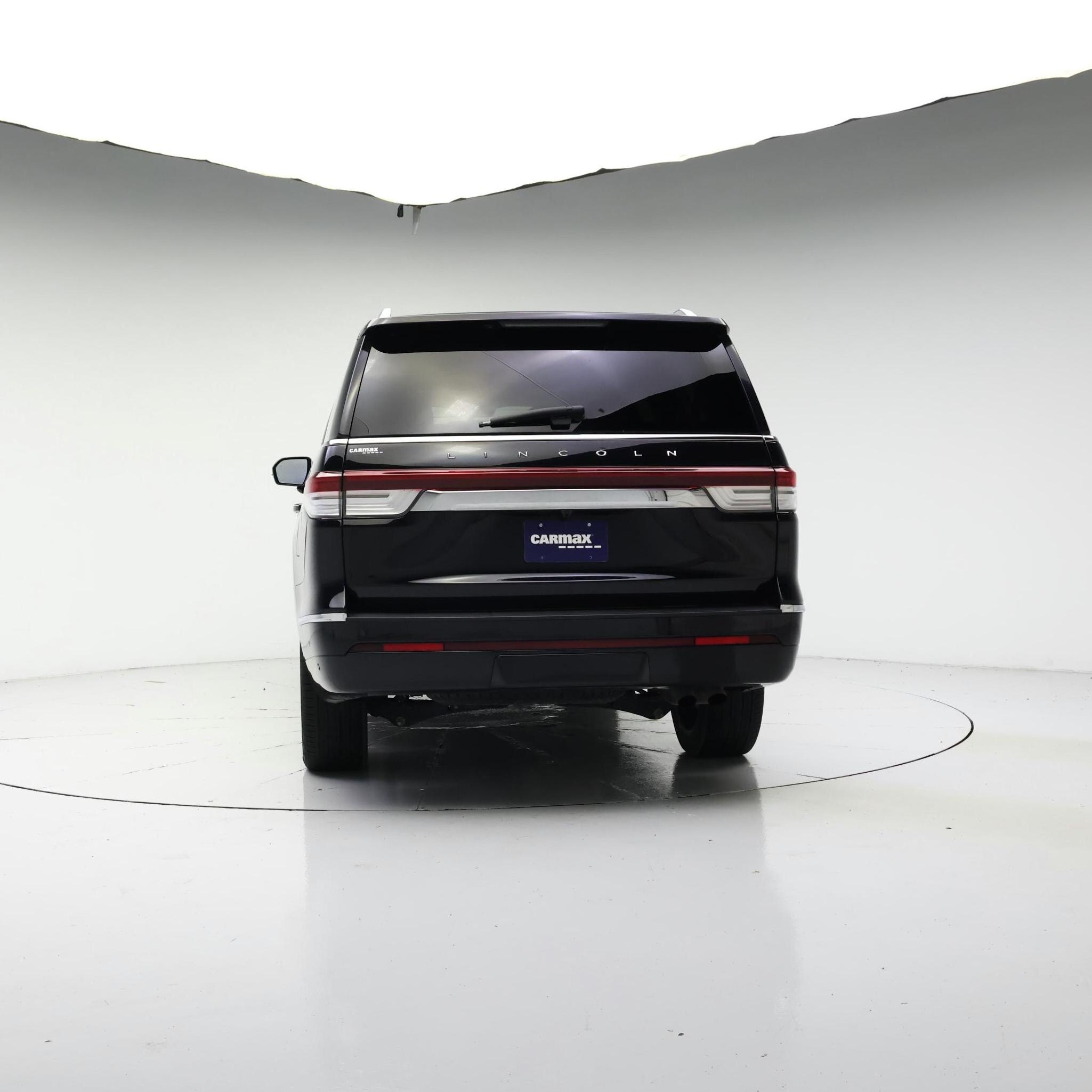Thumbnail: 2022 Lincoln Navigator L - 6