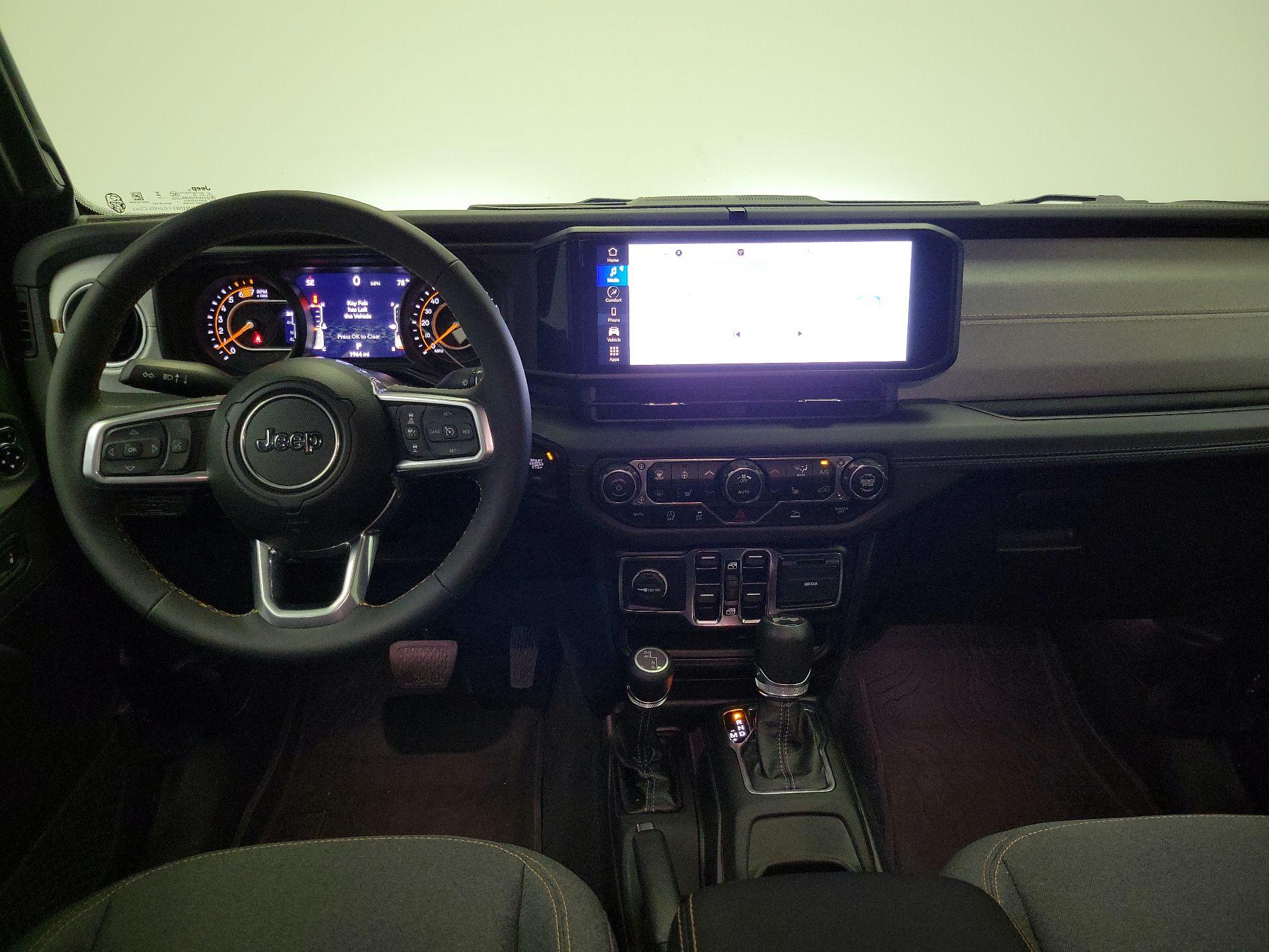 Thumbnail: 2024 Jeep Wrangler - 9