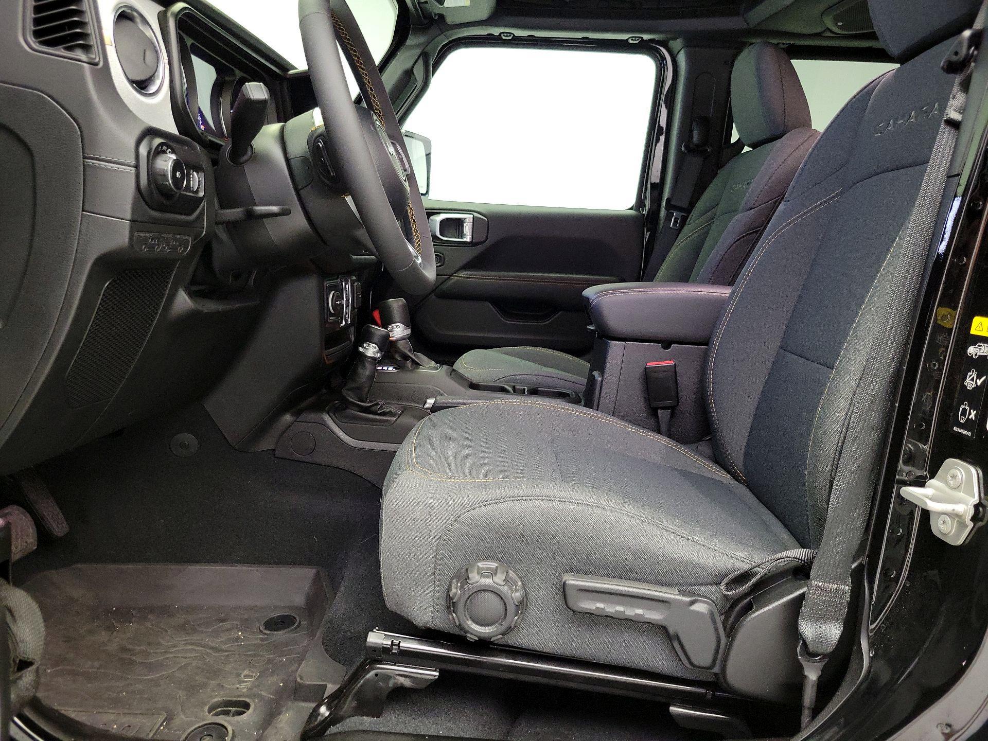 Thumbnail: 2024 Jeep Wrangler - 11