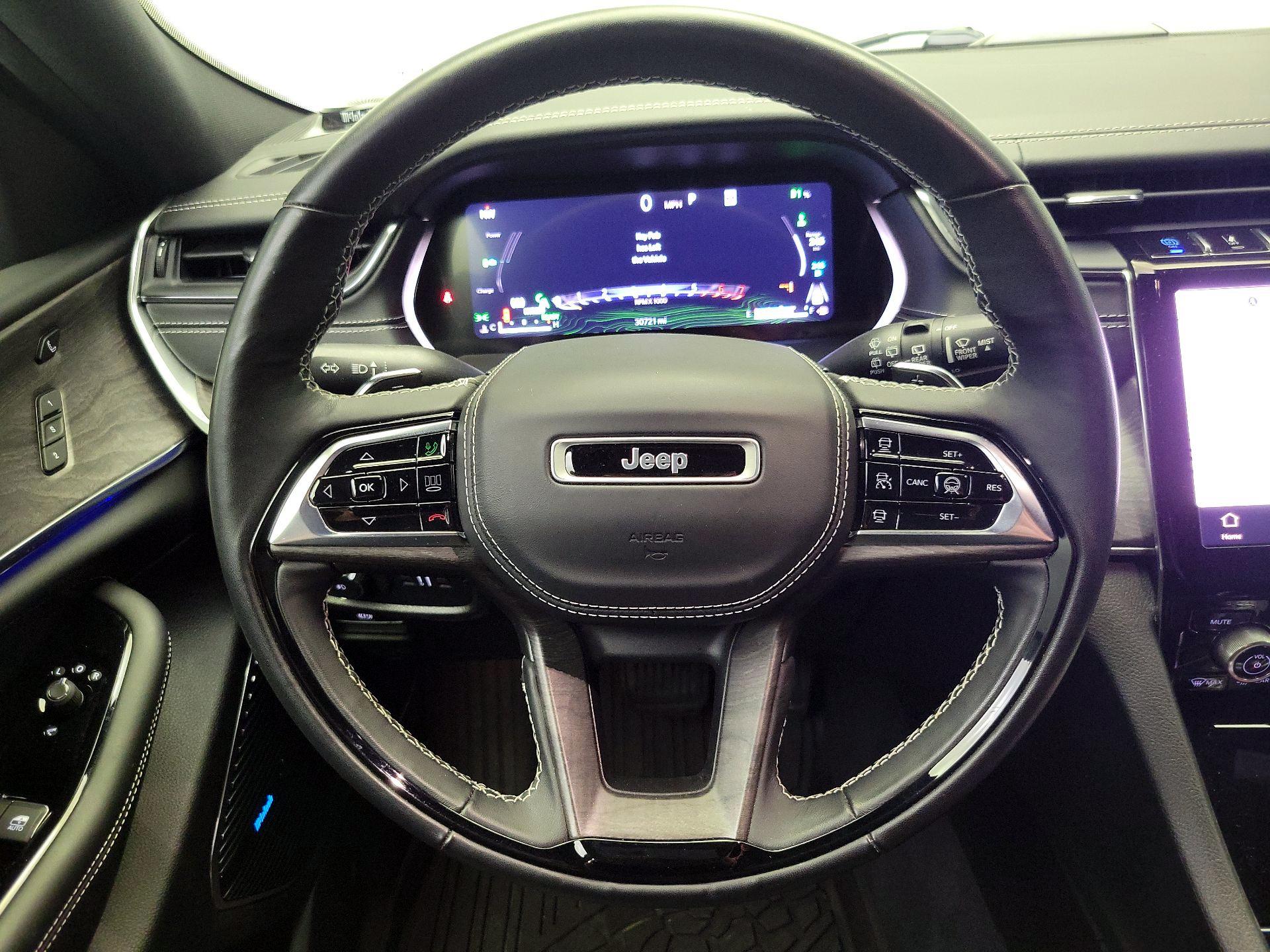 Thumbnail: 2023 Jeep Grand Cherokee - 10