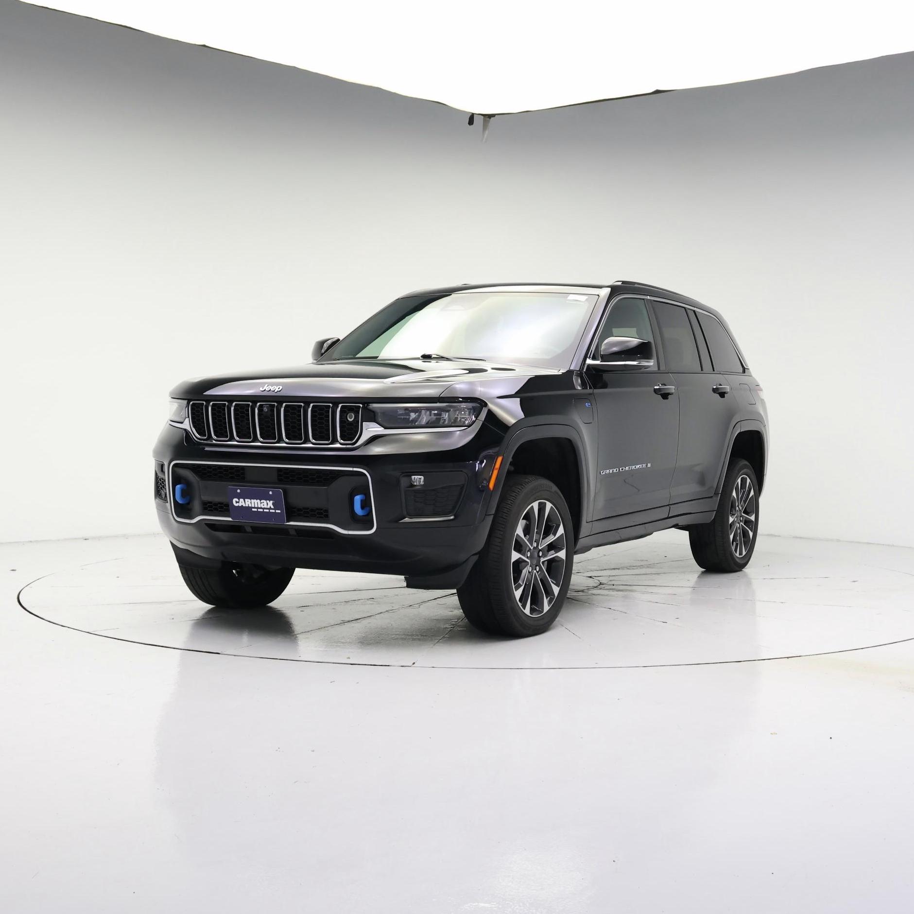 Thumbnail: 2023 Jeep Grand Cherokee - 4