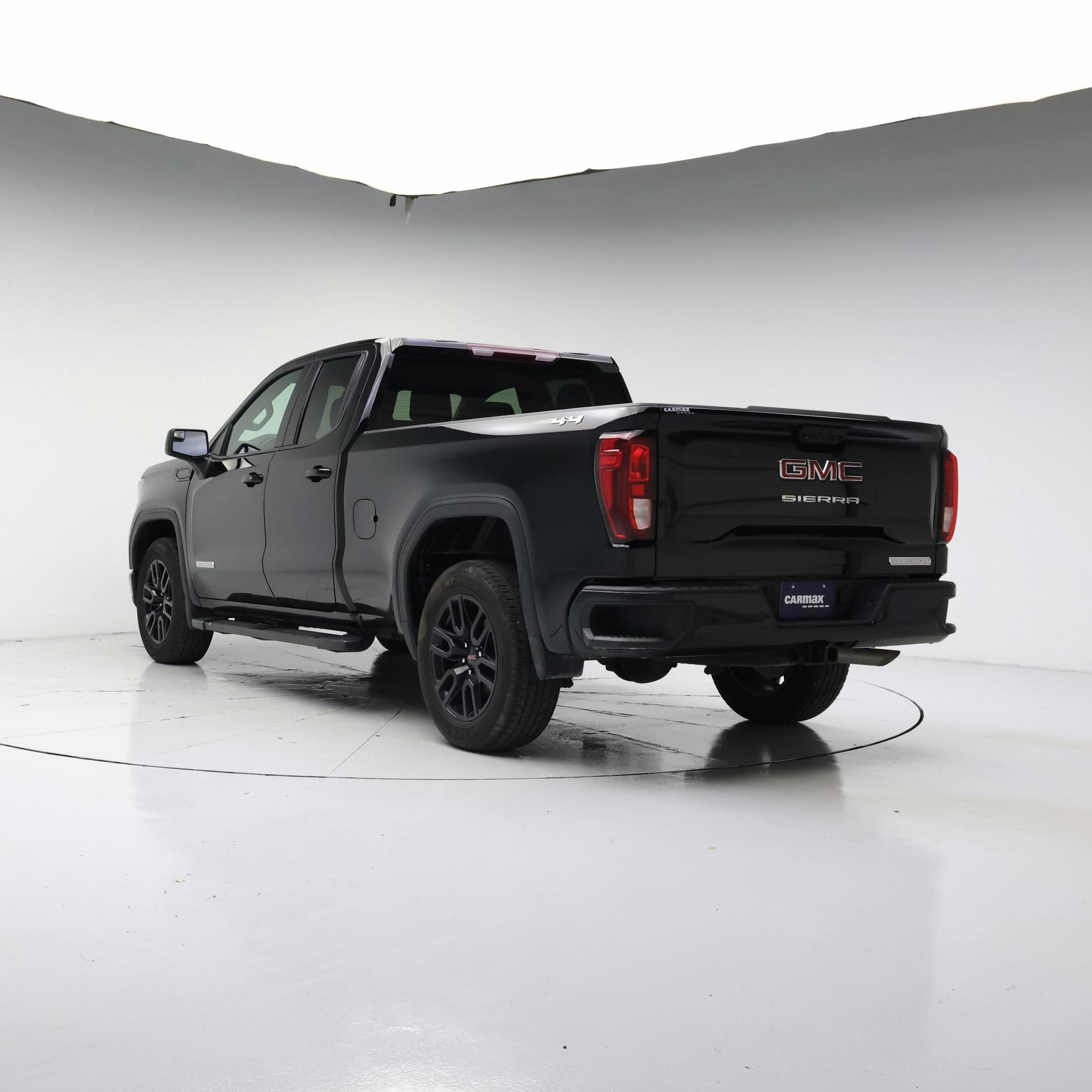 Thumbnail: 2023 GMC Sierra 1500 - 2