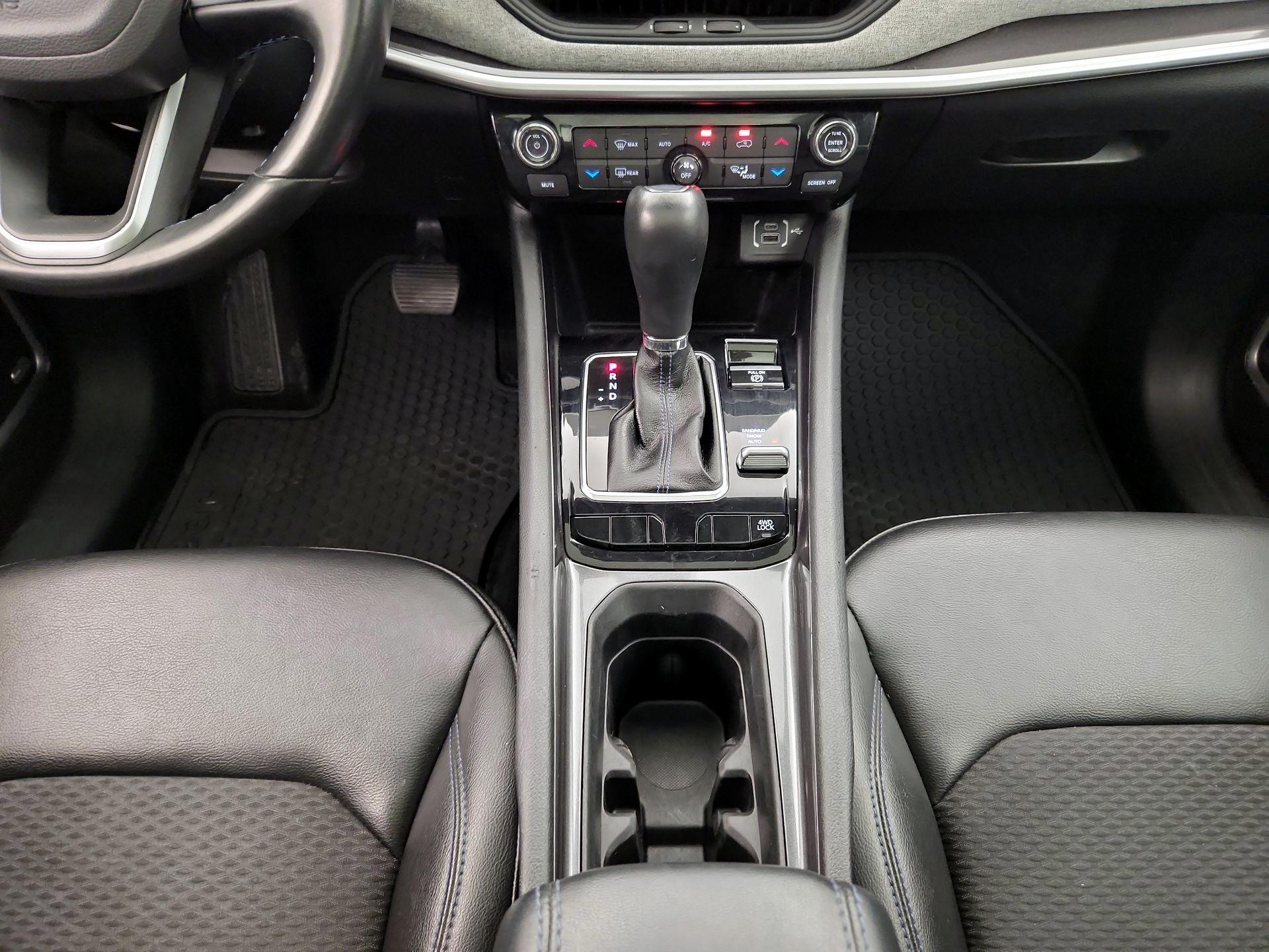 Thumbnail: 2022 Jeep Compass - 17