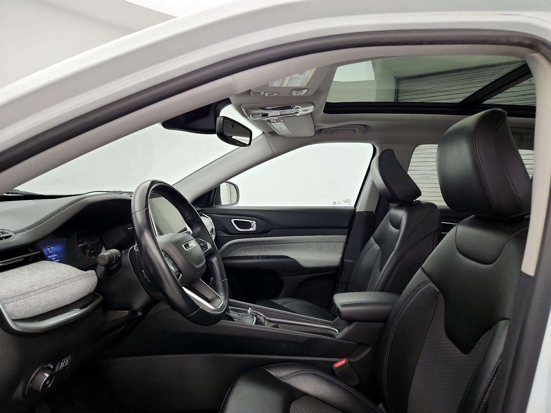 Thumbnail: 2022 Jeep Compass - 19