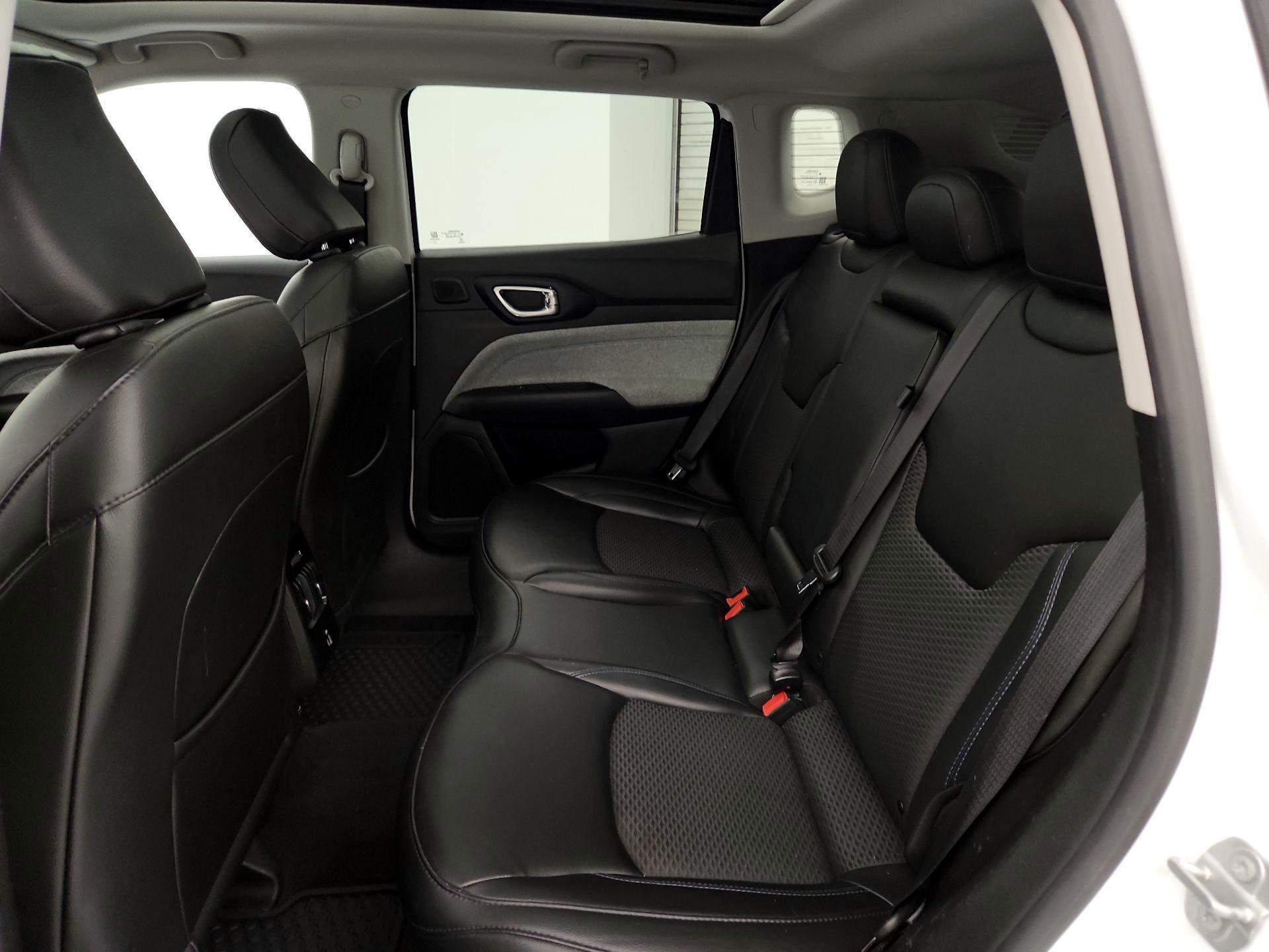 Thumbnail: 2022 Jeep Compass - 20