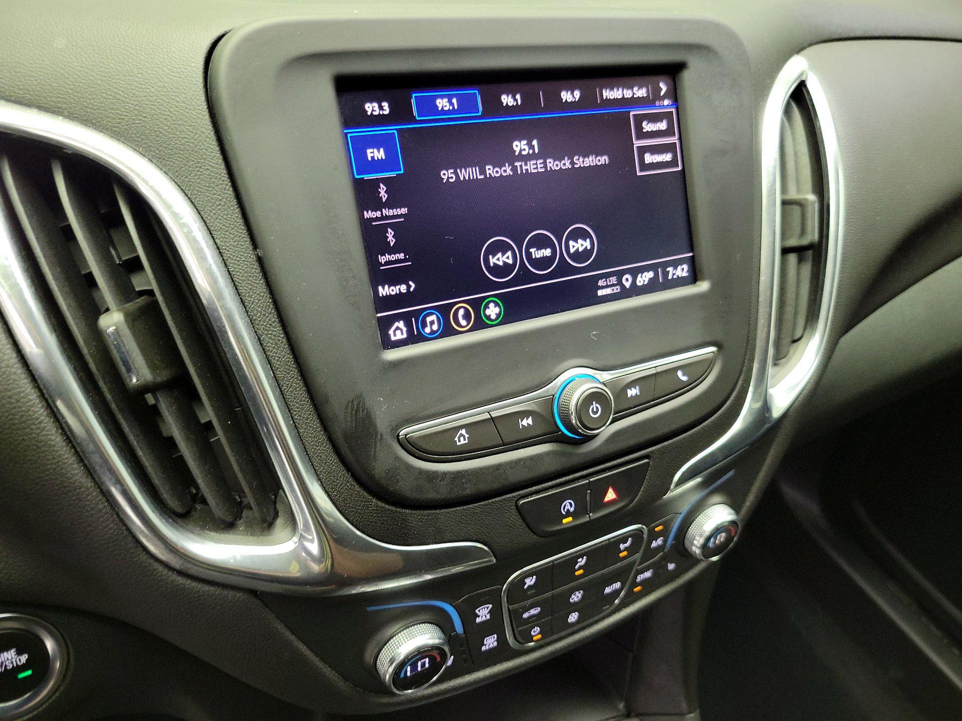 Thumbnail: 2023 Chevrolet Equinox - 16