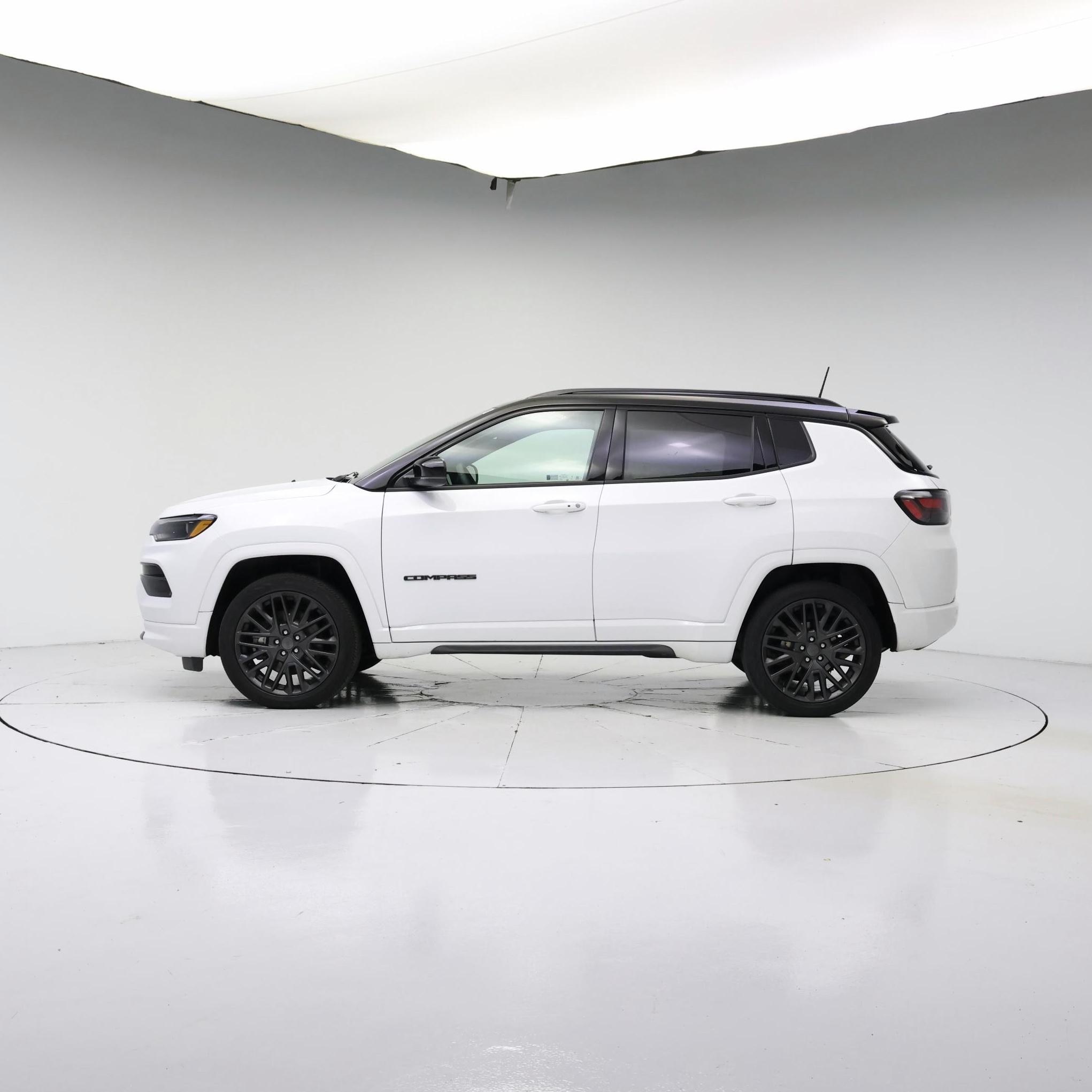 Thumbnail: 2023 Jeep Compass - 3