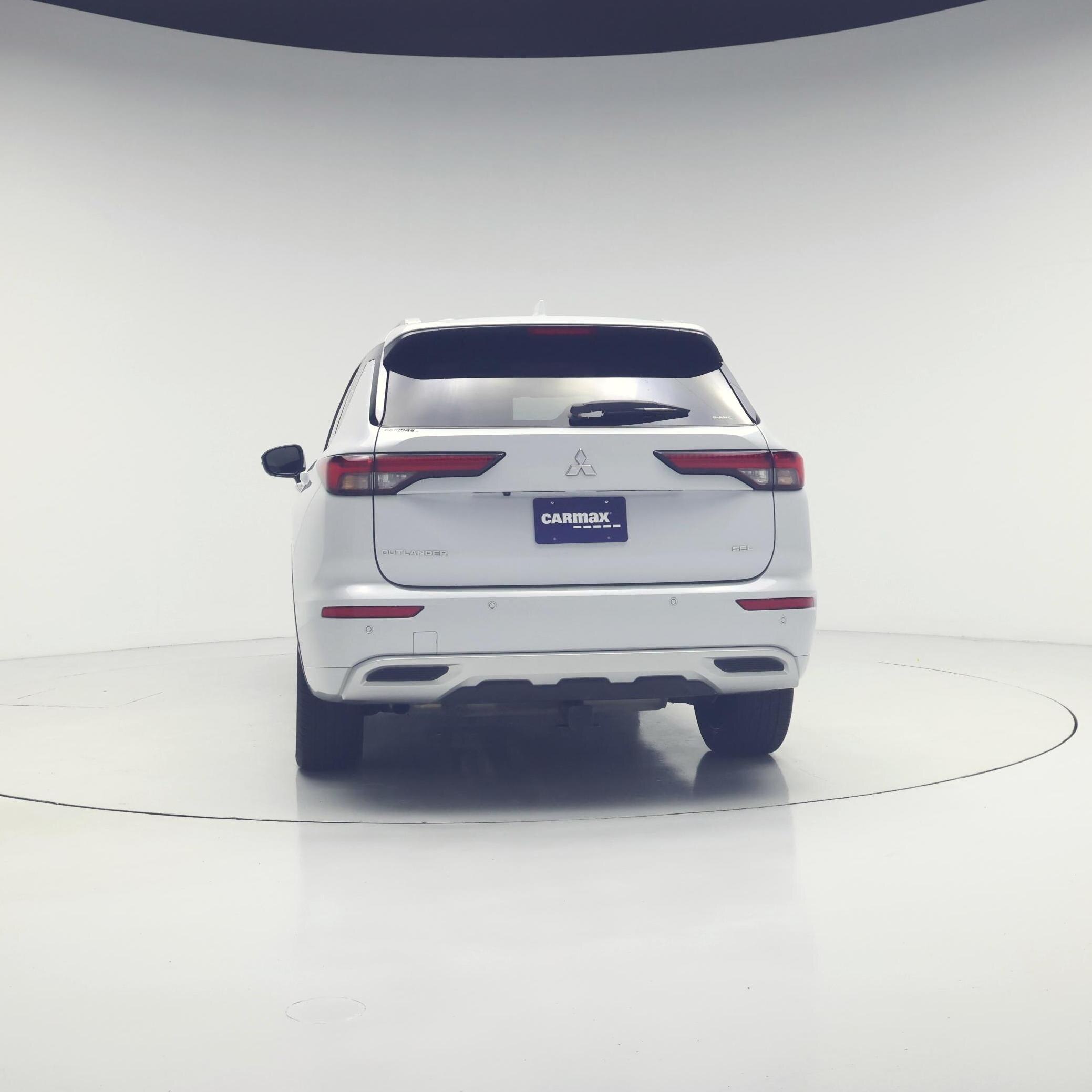 Thumbnail: 2024 Mitsubishi Outlander - 6