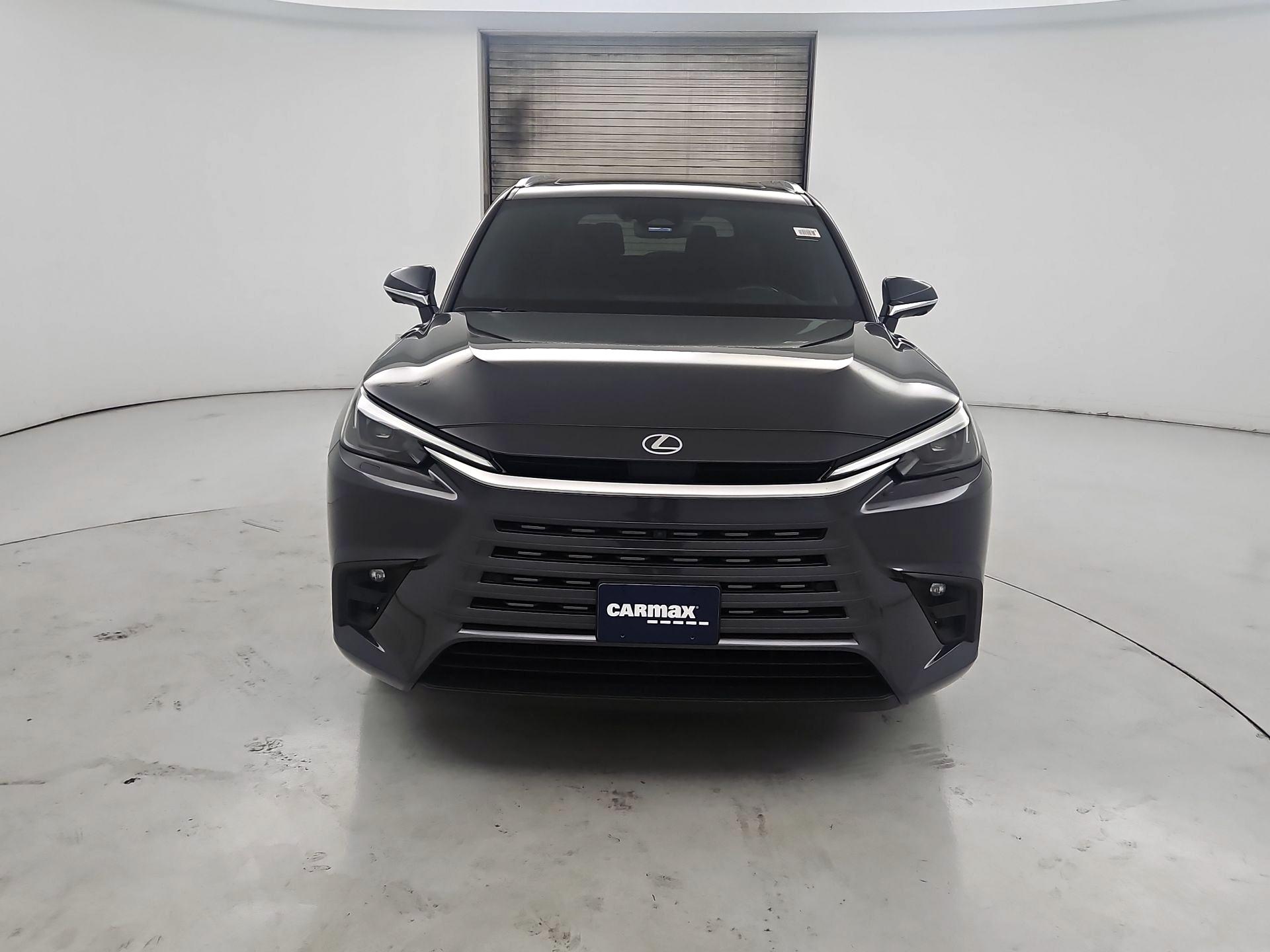 Thumbnail: 2024 Lexus TX - 2