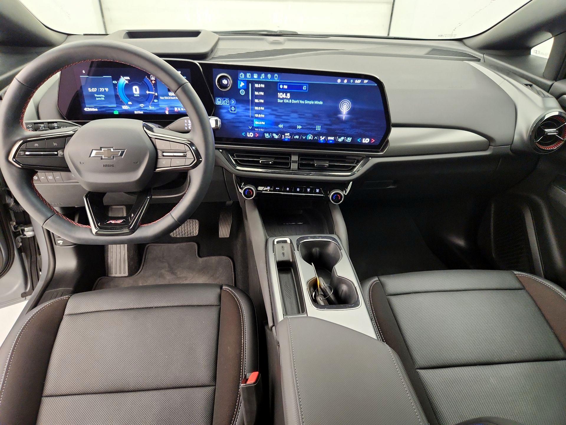 Thumbnail: 2025 Chevrolet Equinox - 9
