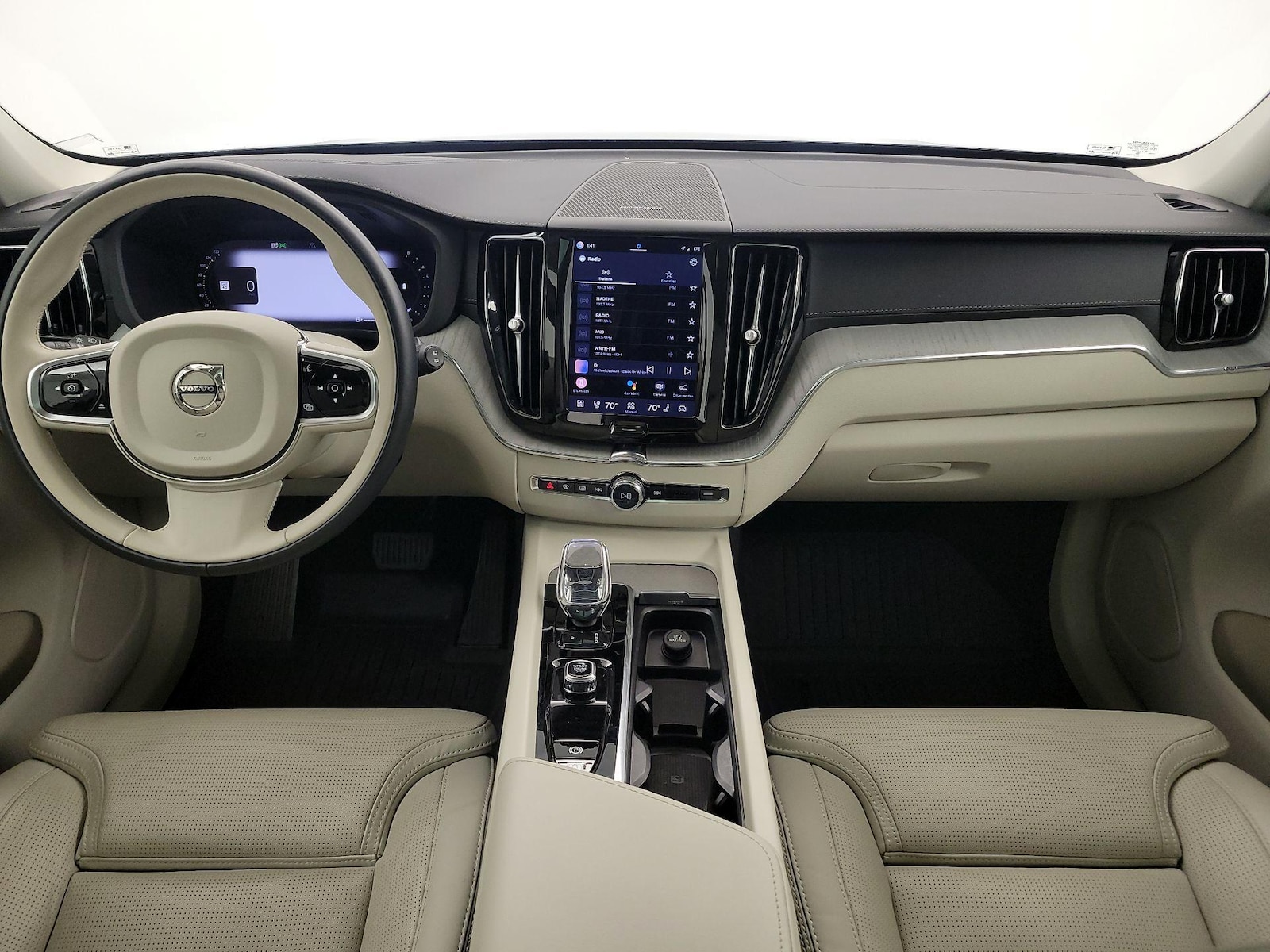 2025 Volvo XC60 Ultra - Photo 10