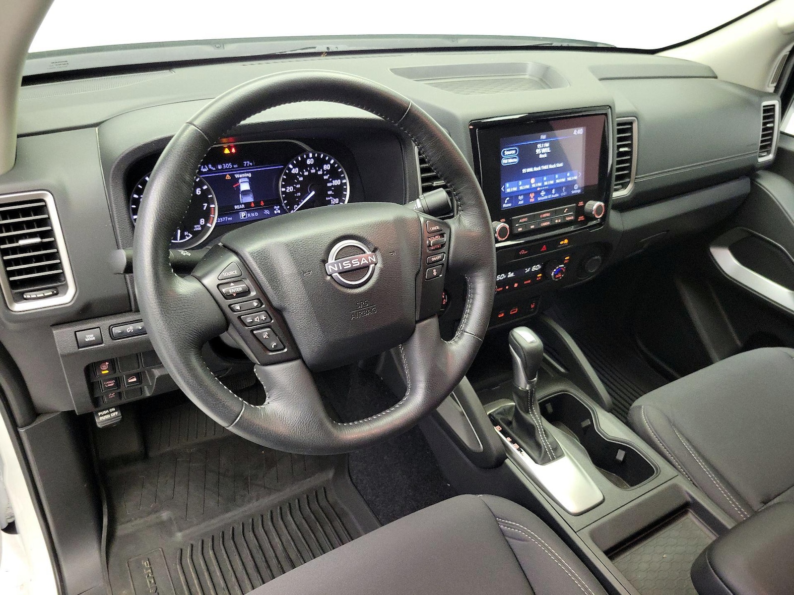 2024 Nissan Frontier SV - Photo 10
