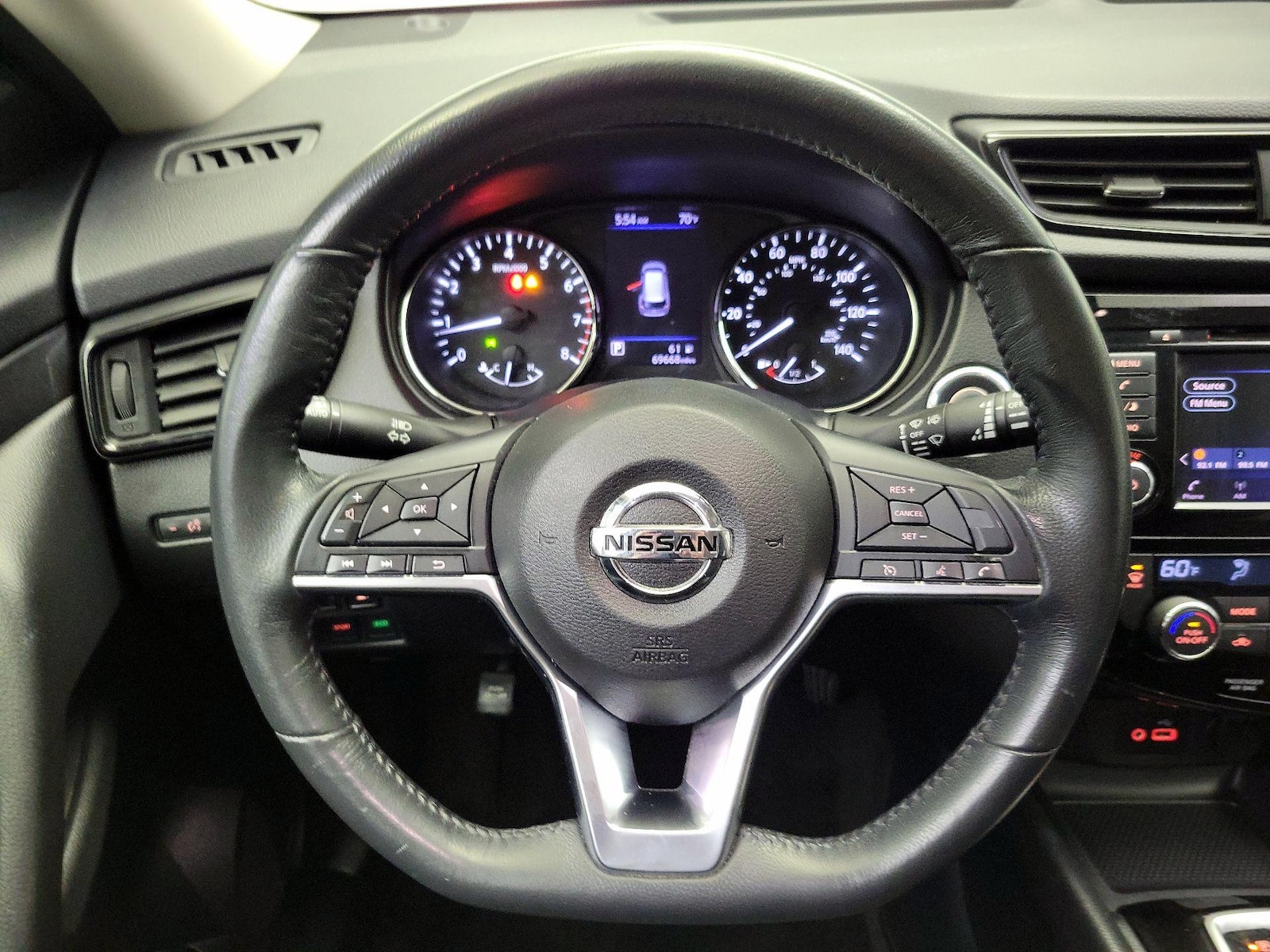 2018 Nissan Rogue SV - Photo 11