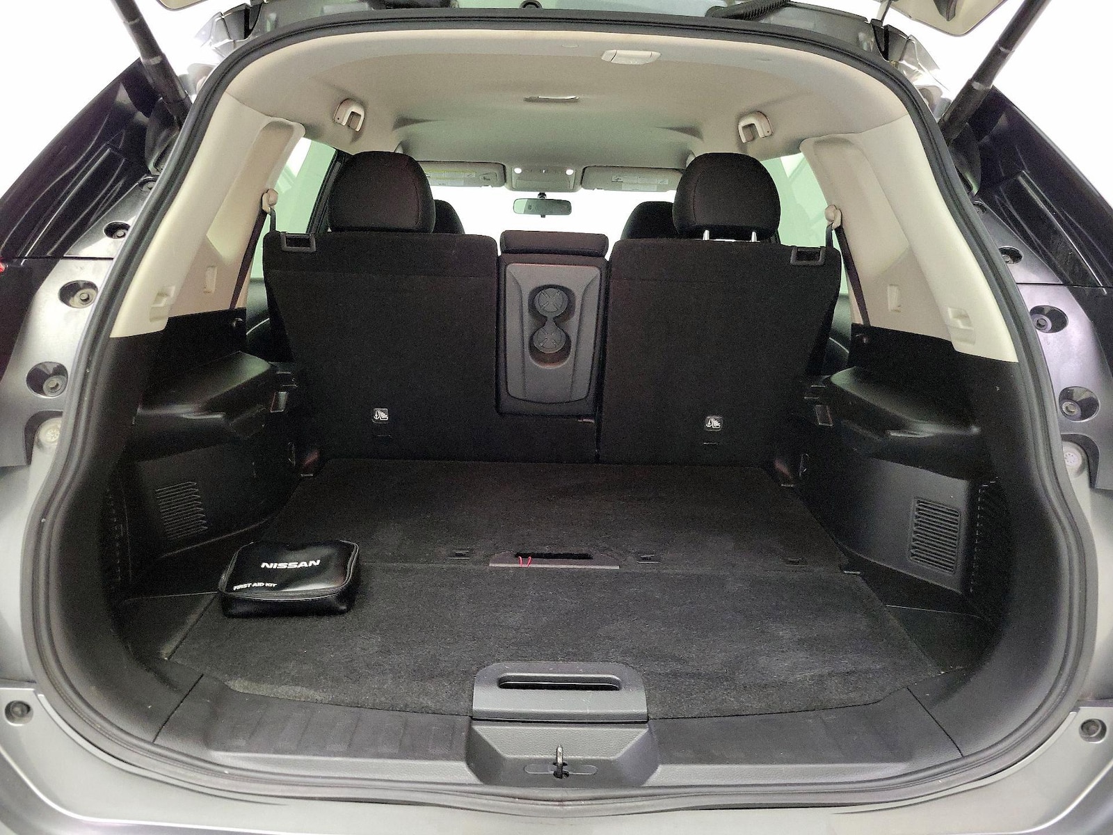 2018 Nissan Rogue SV - Photo 21