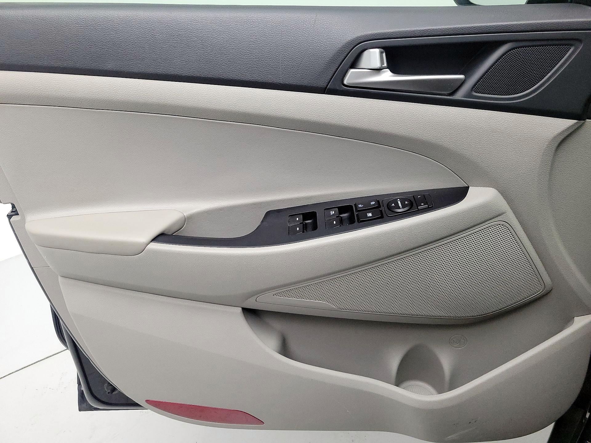 Thumbnail: 2020 Hyundai Tucson - 12