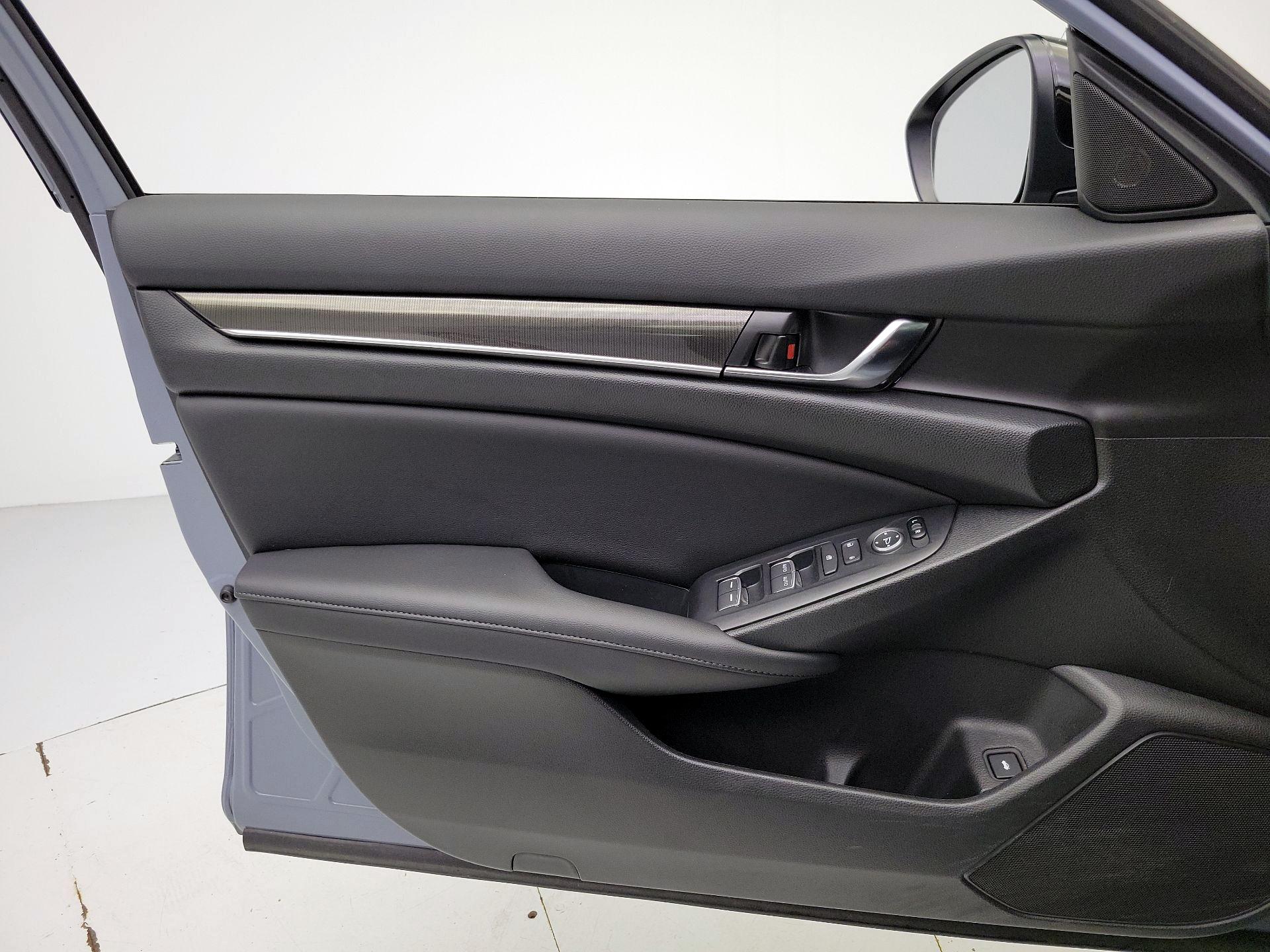 Thumbnail: 2022 Honda Accord - 12