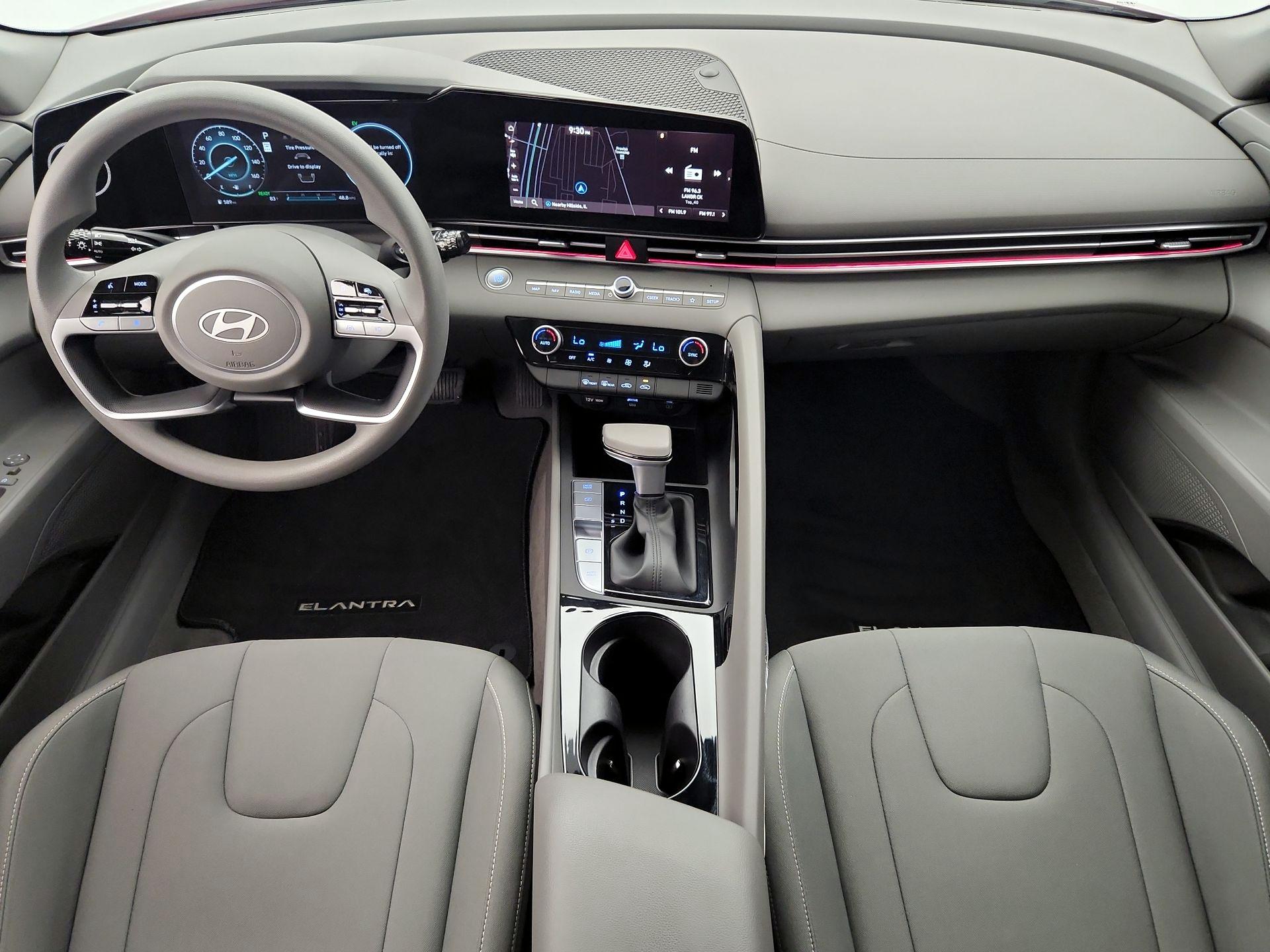 Thumbnail: 2024 Hyundai Elantra - 9