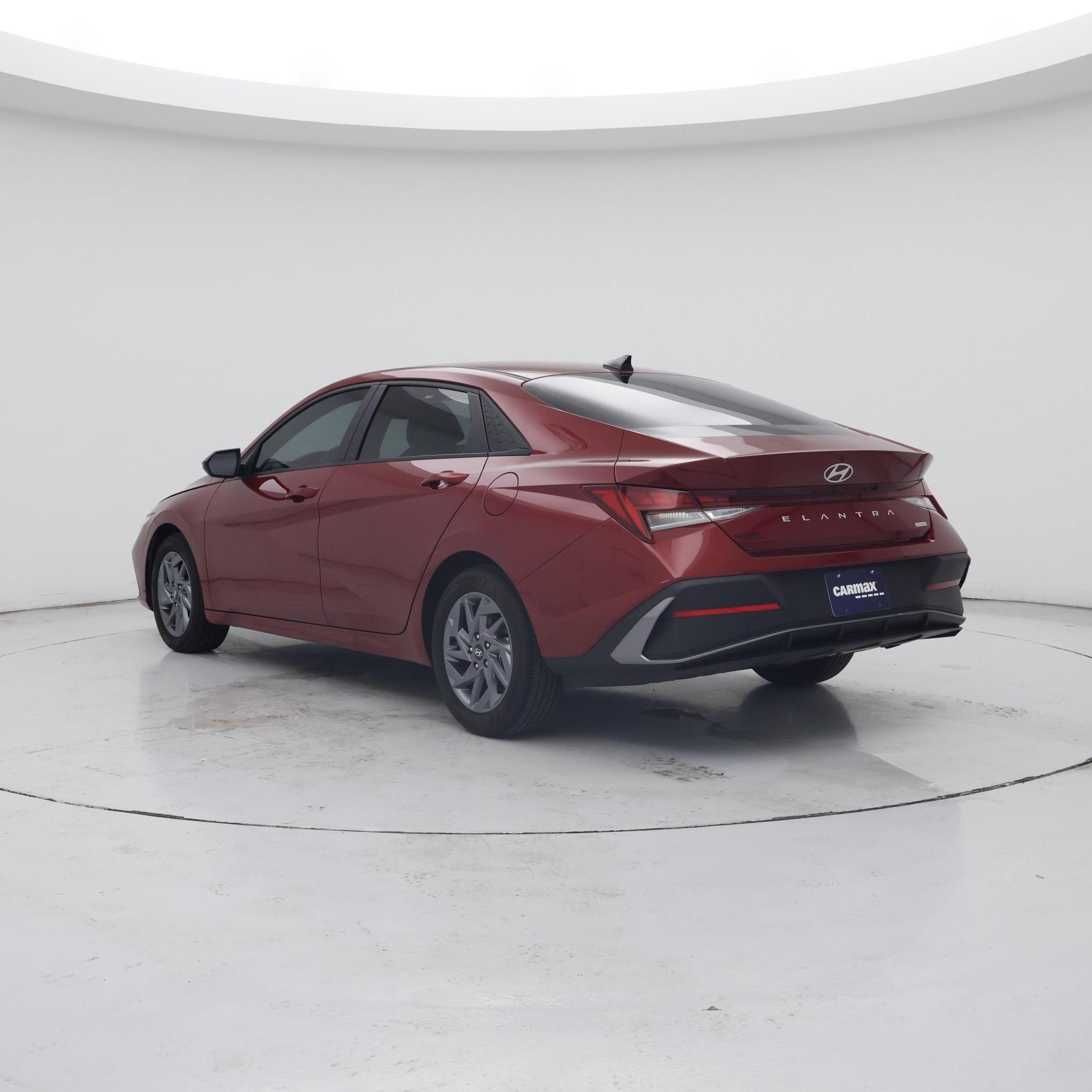 Thumbnail: 2024 Hyundai Elantra - 2